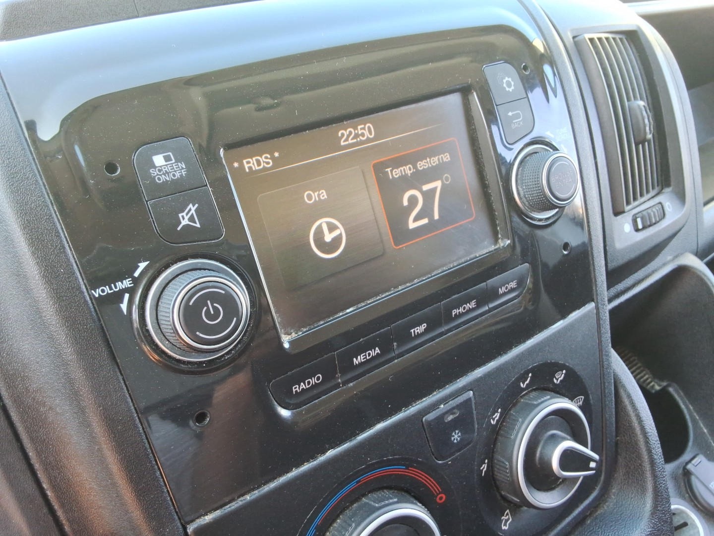 Peugeot Boxer 333 2.2 bluehdi 140cv S&S L2H2