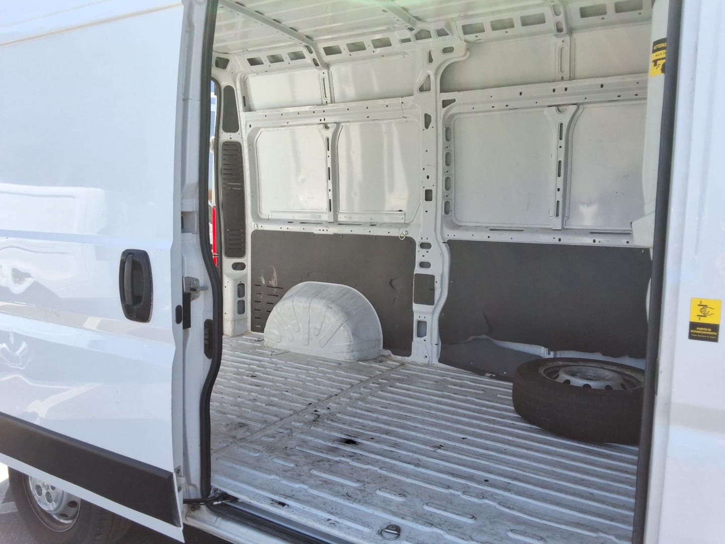 Peugeot Boxer 333 2.2 bluehdi 140cv S&S L2H2