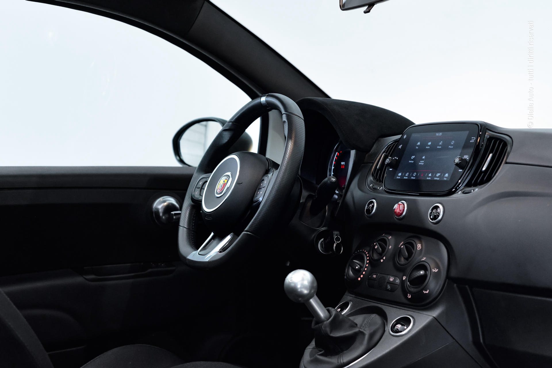 Abarth 595C 1.4 t-jet Turismo 165cv