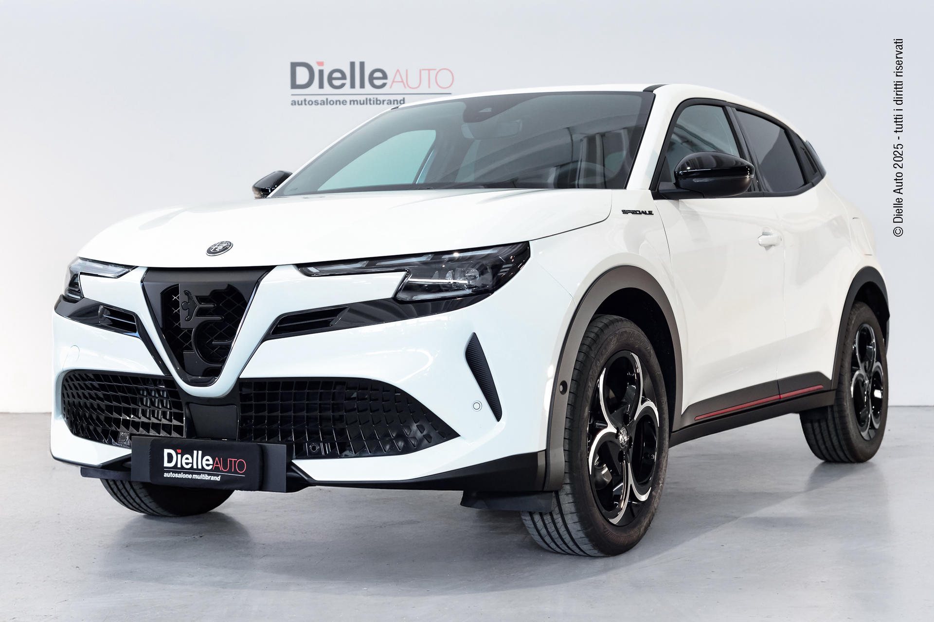 Alfa Romeo Junior 1.2 ibrida Speciale 145cv edct6 a 