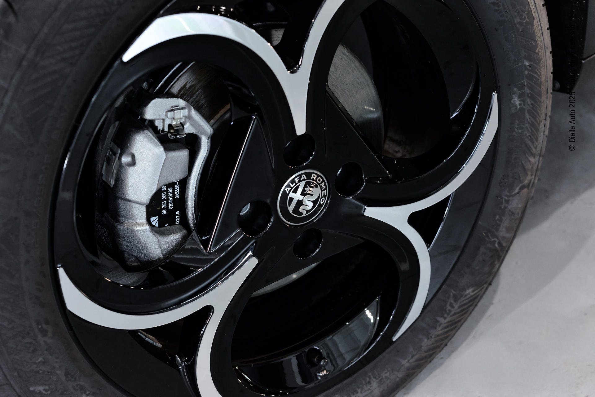 Alfa Romeo Junior 1.2 ibrida Speciale 145cv edct6