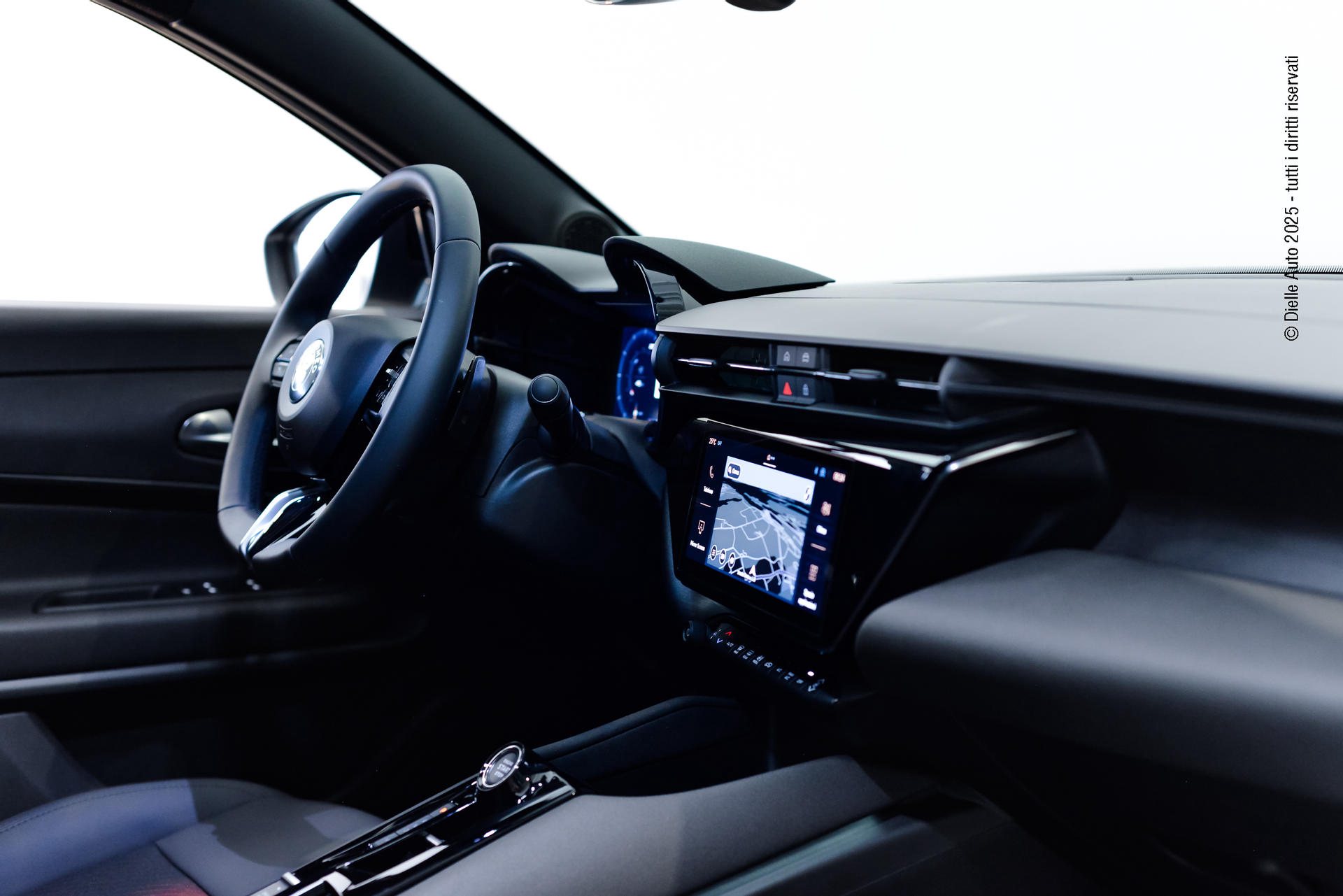 Alfa Romeo Junior 1.2 ibrida Speciale 136cv edct6 + techno pack + tetto in vetro apribile