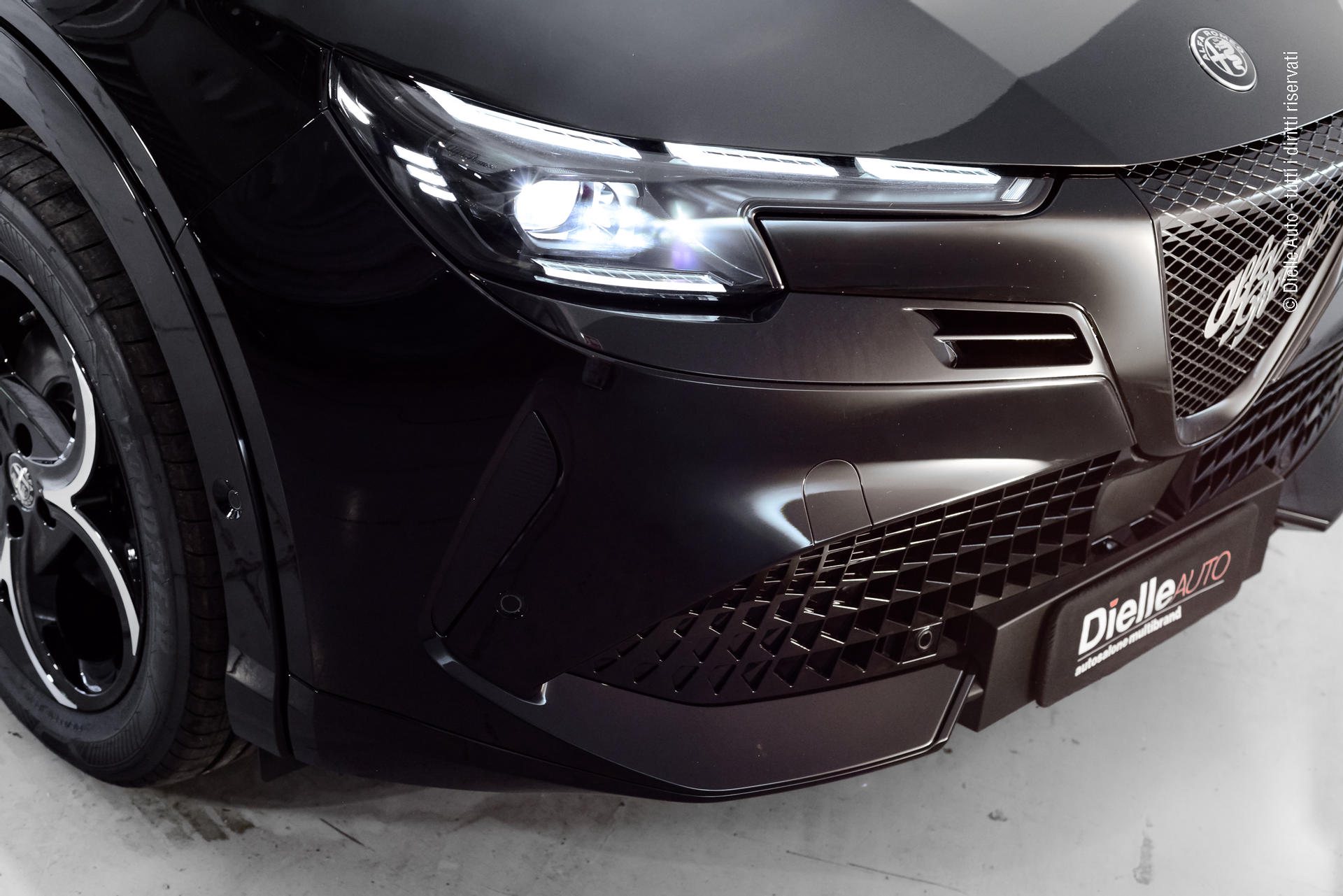 Alfa Romeo Junior 1.2 ibrida Ti 145cv edct6 + PACK TECHNO + cerchi LEGA 18"