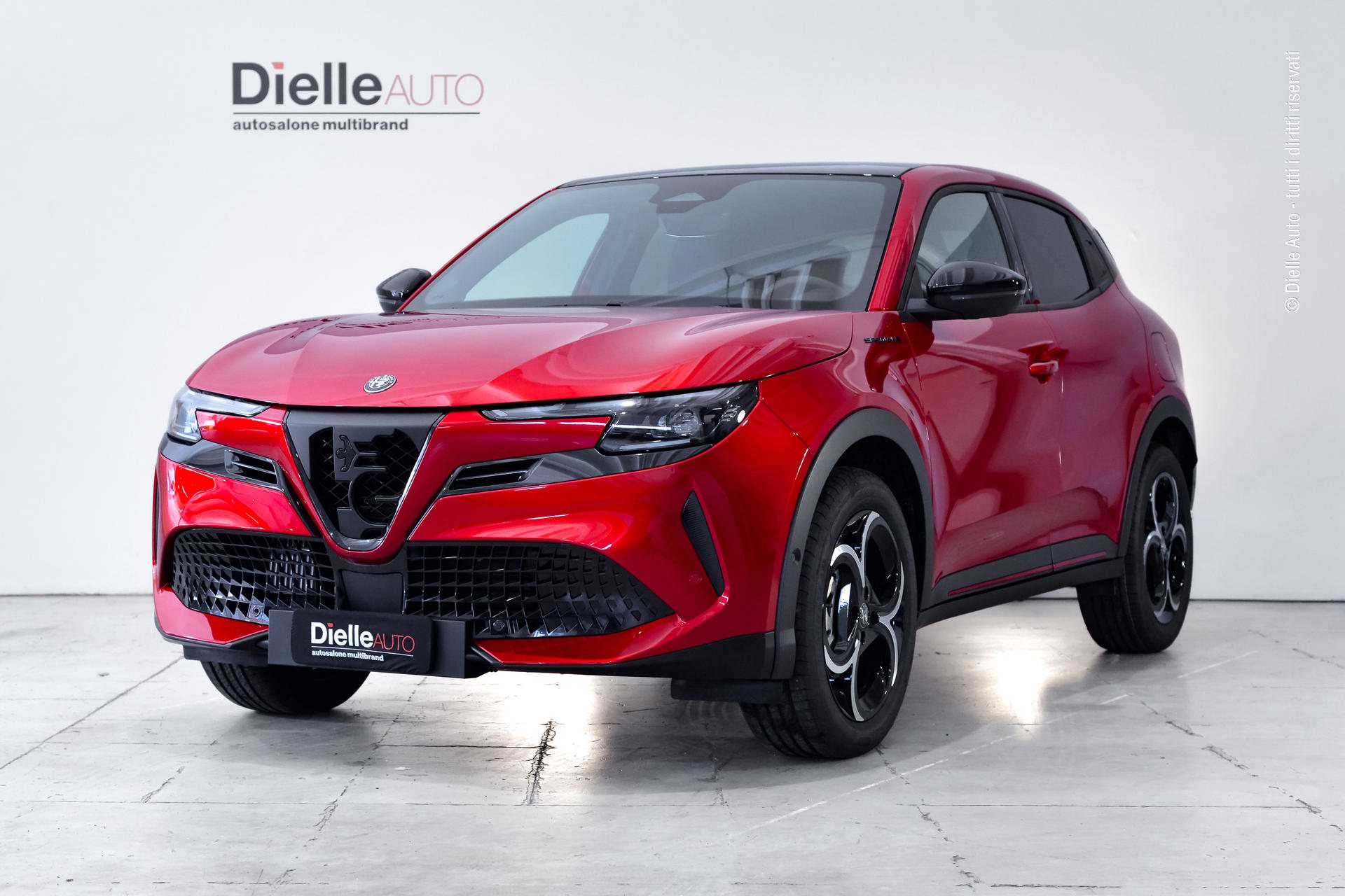 Alfa Romeo Junior 1.2 ibrida Speciale 136cv edct6 + techno pack + tetto in vetro apribile a 