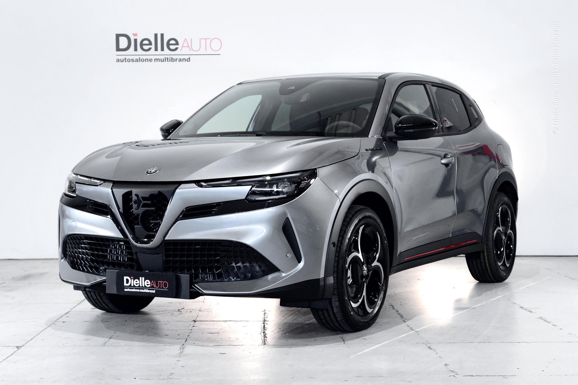 Alfa Romeo Junior 1.2 ibrida Speciale 145cv edct6