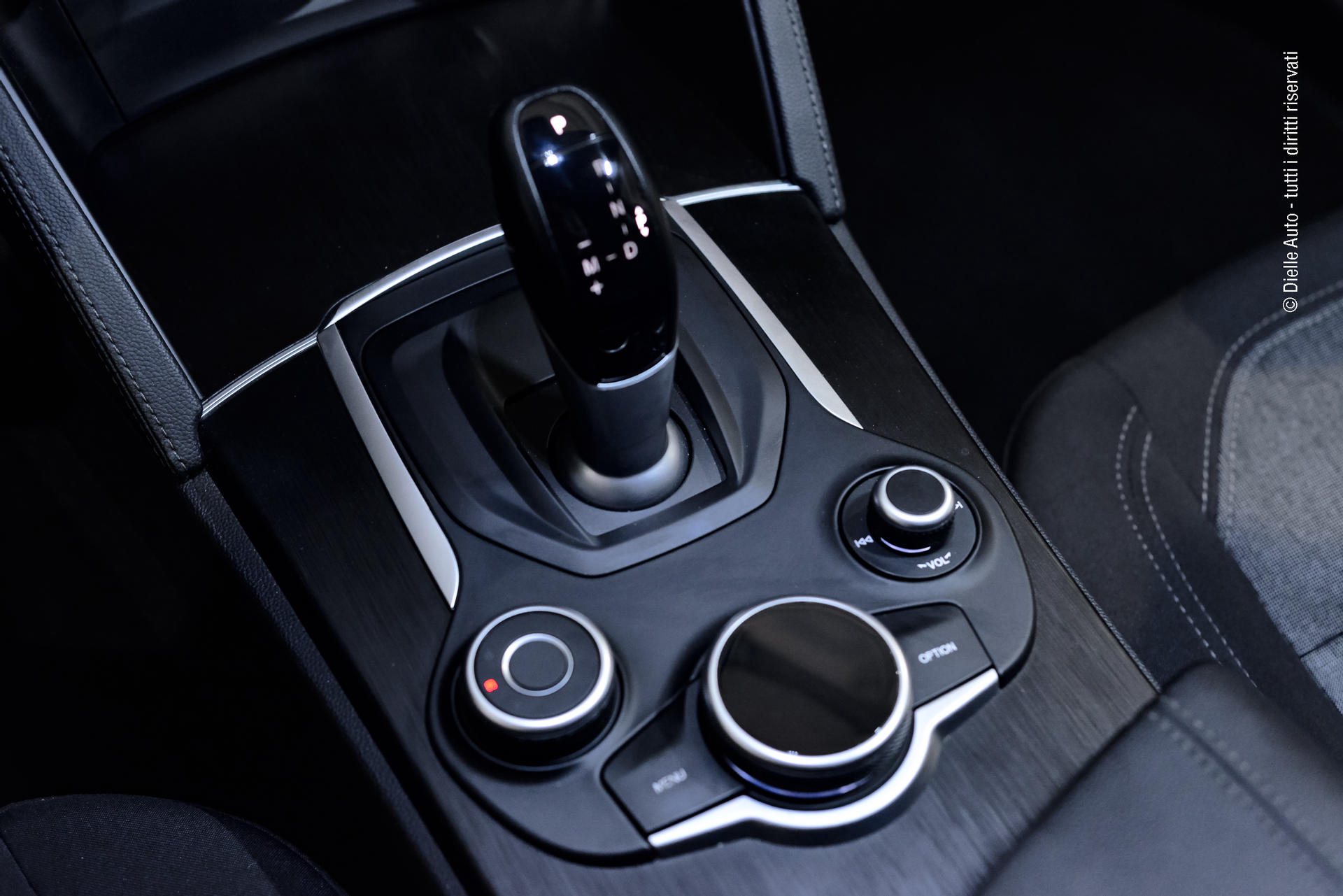 Alfa Romeo Stelvio 2.0 t Business Q4 200cv auto