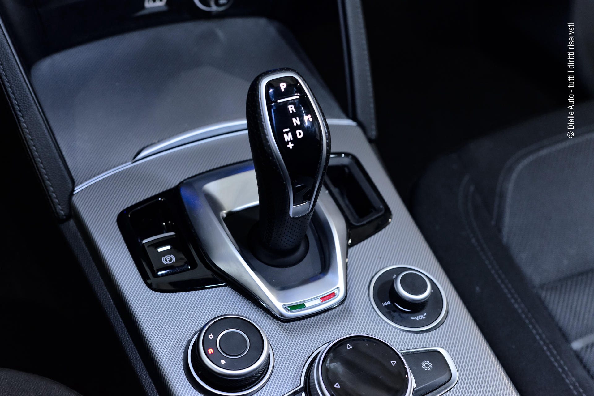 Alfa Romeo Stelvio 2.0 turbo Sprint Q4 280cv auto