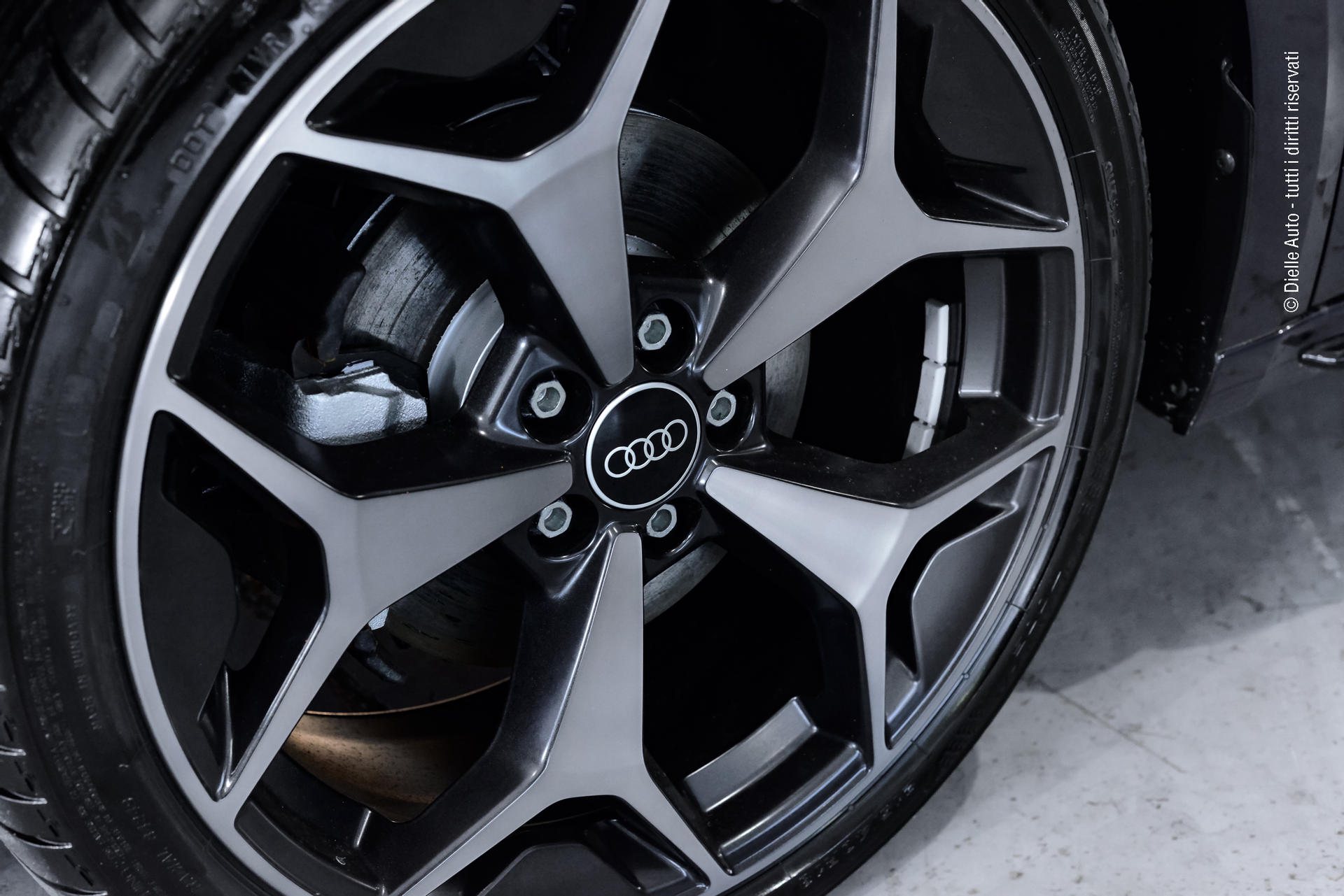 Audi A1 Sportback 30 1.0 tfsi Identity Black 116cv s-tronic