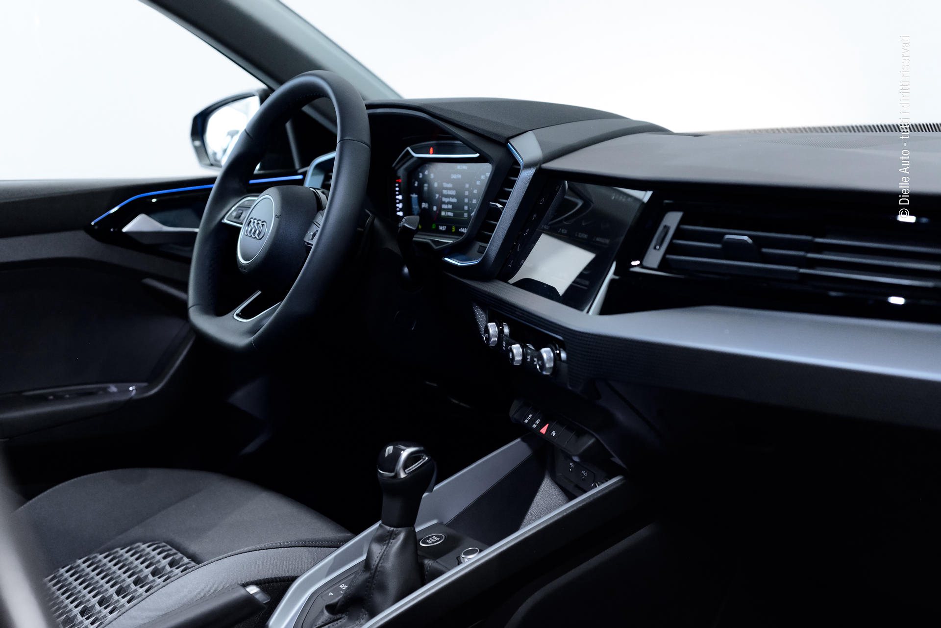 Audi A1 allstreet 30 1.0 tfsi Identity Contrast 116cv s tronic