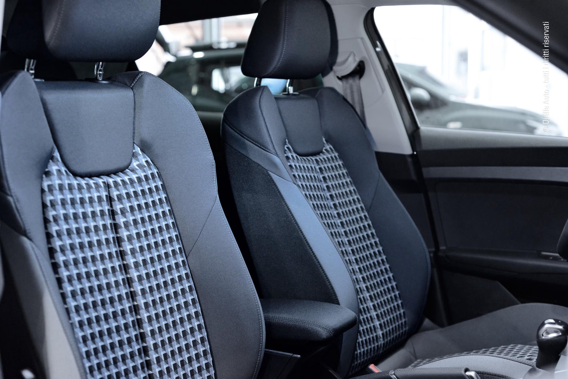 Audi A1 allstreet 30 1.0 tfsi Identity Contrast 116cv s tronic