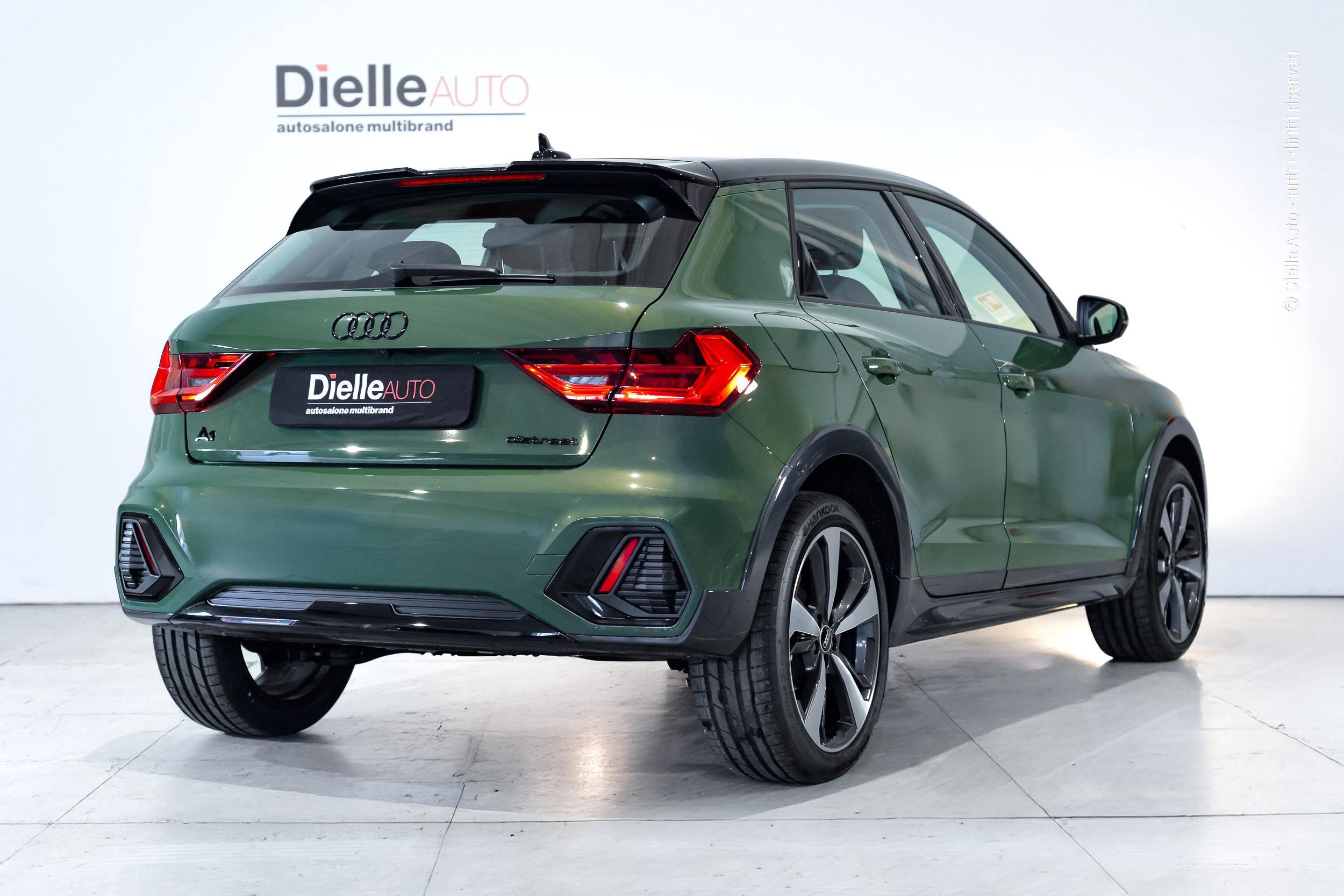 Audi A1 allstreet 30 1.0 tfsi Identity Contrast 116cv s tronic