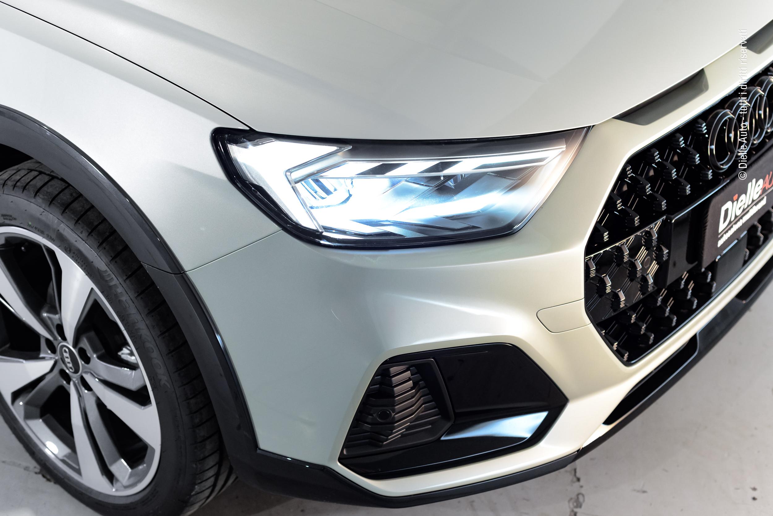 Audi A1 allstreet 30 1.0 tfsi Identity Contrast 116cv s tronic