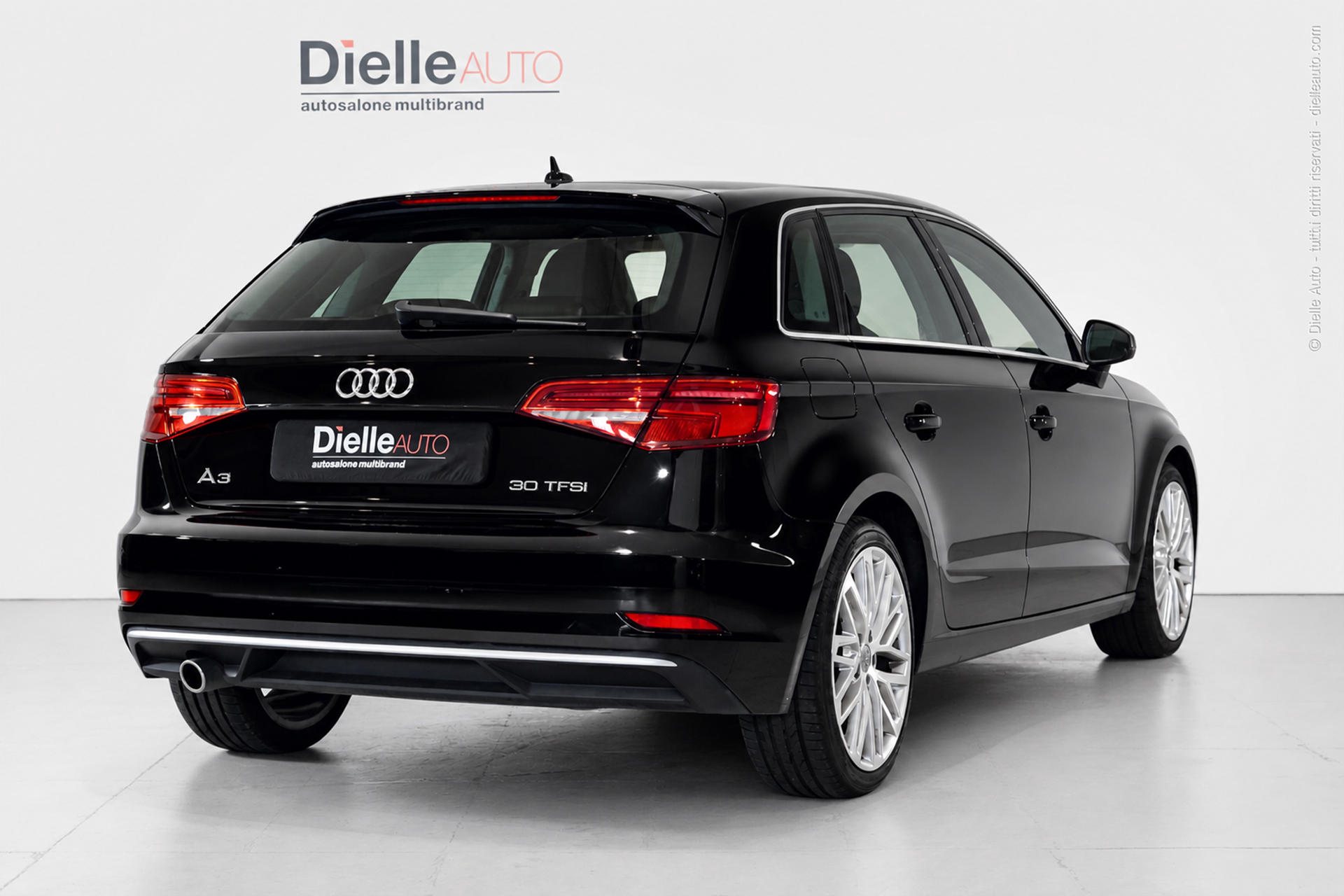 Audi A3 Sportback 30 1.0 tfsi Sport 116cv *OUTLET*