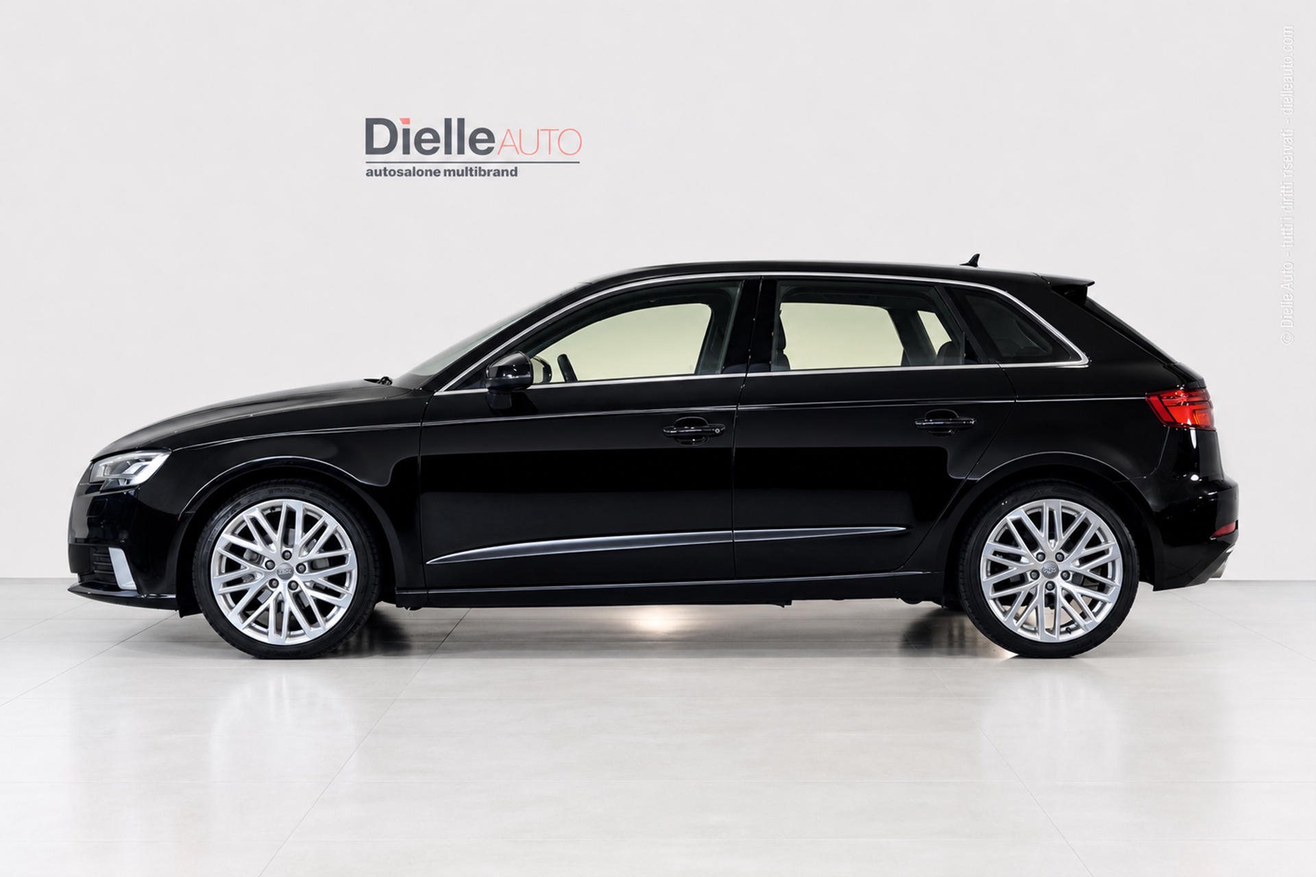 Audi A3 Sportback 30 1.0 tfsi Sport 116cv *OUTLET*