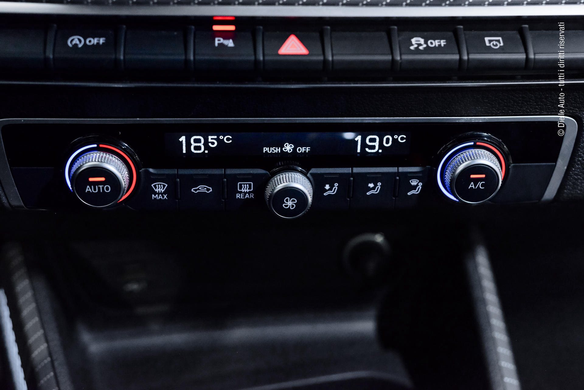 Audi Q2 35 2.0 tdi Business Design 150cv pack black