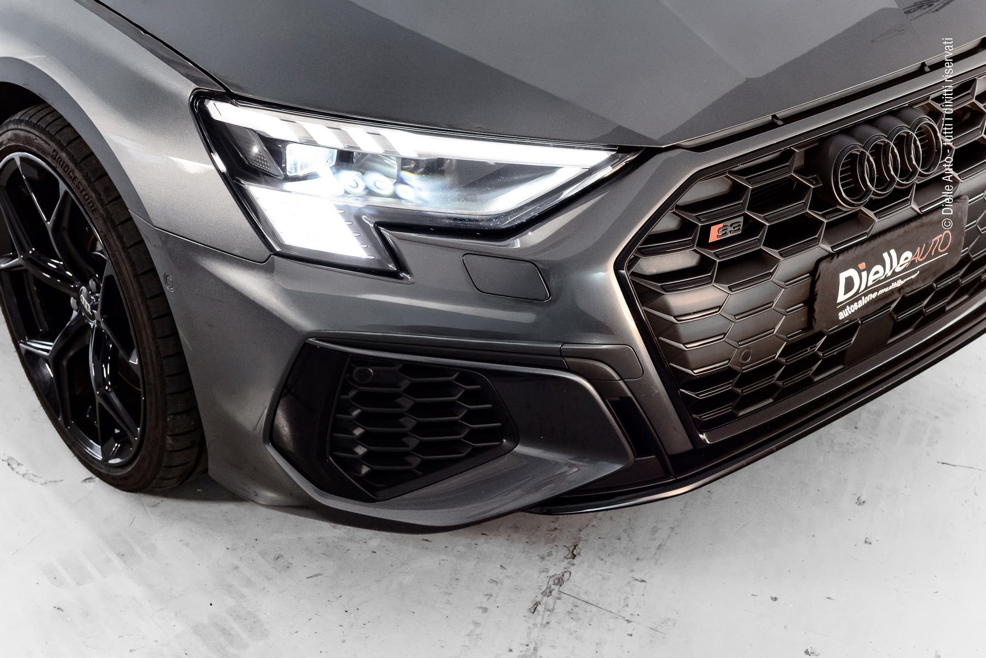 Audi S3 Sportback 2.0 tfsi Sport Attitude quattro s-tronic *tetto in vetro e fari matrix*