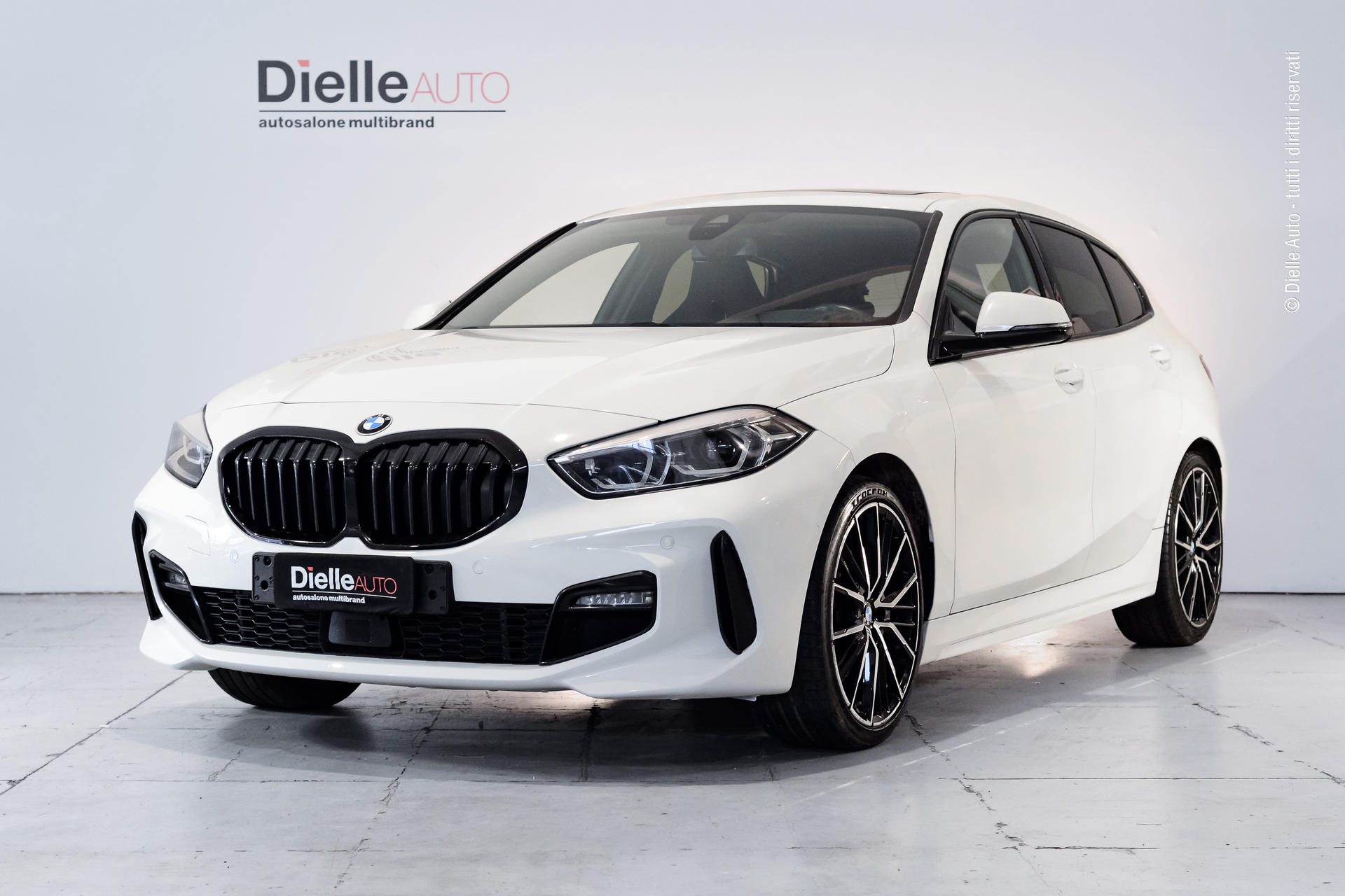 Bmw 118i Msport 136cv auto STEPTRONIC TETTO APRIBILE e CERCHI 19