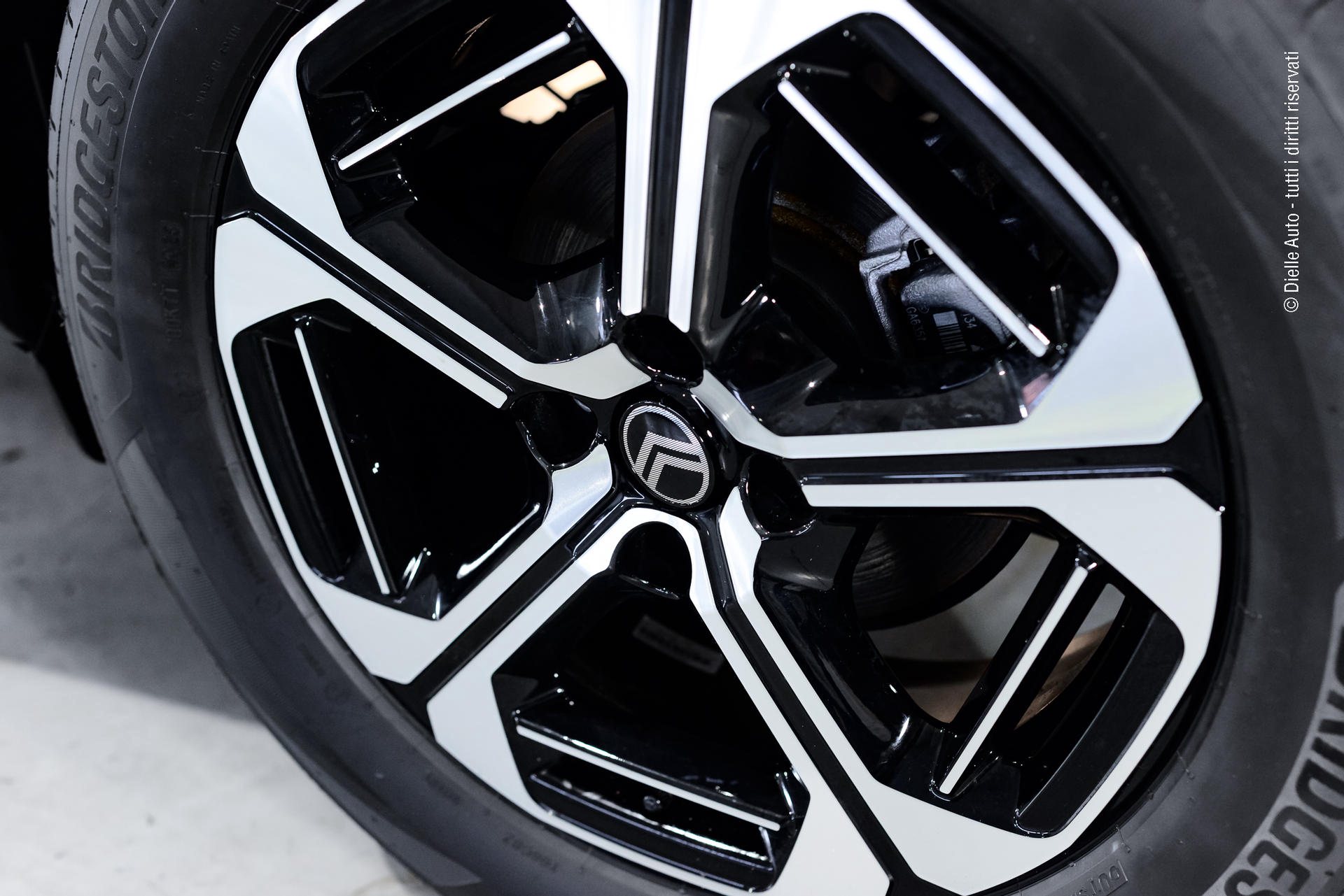 Citroen C3 Aircross 1.2 hybrid Max 145cv edcs6 7p.ti