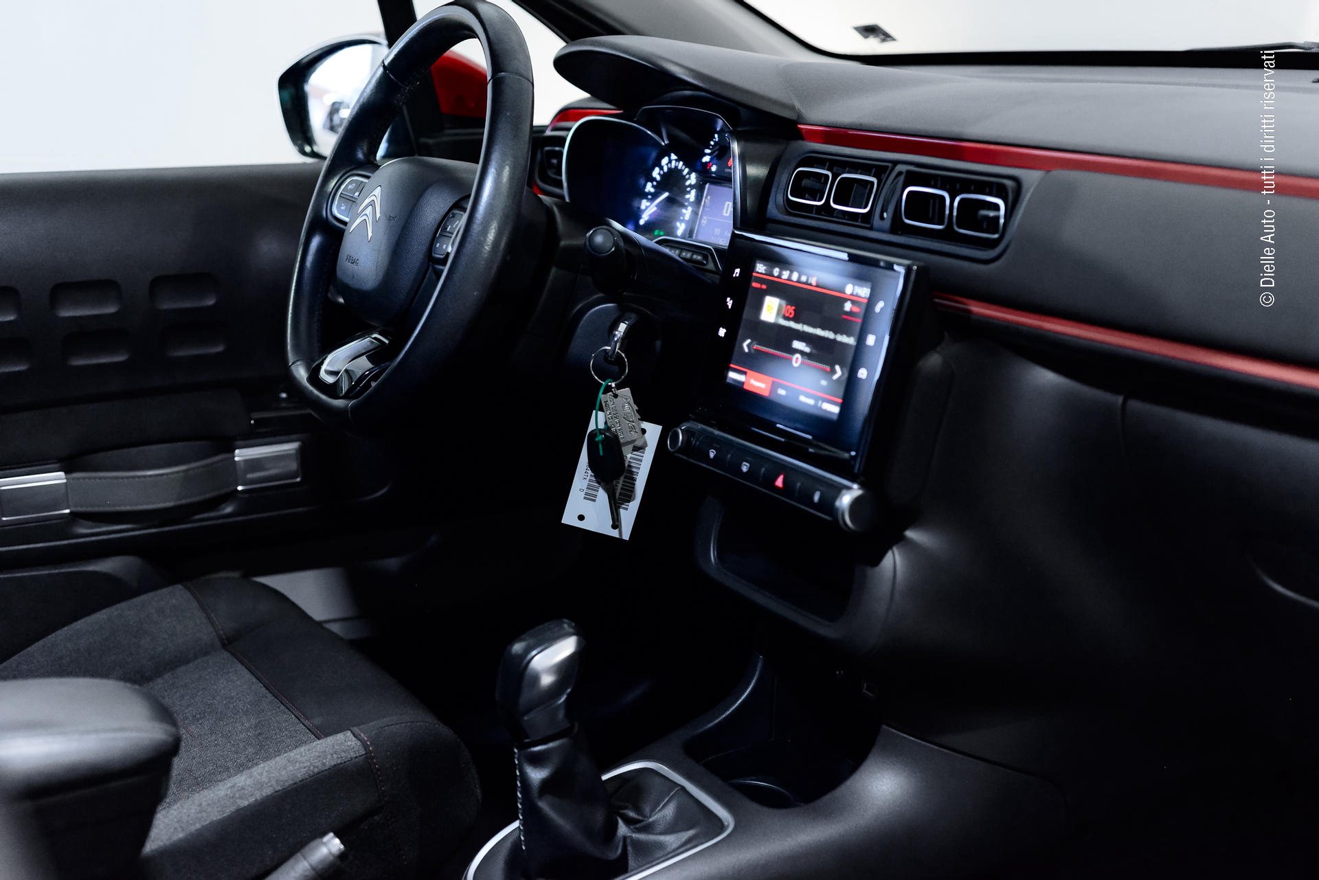 Citroen C3 1.2 puretech Shine Gpl 82cv