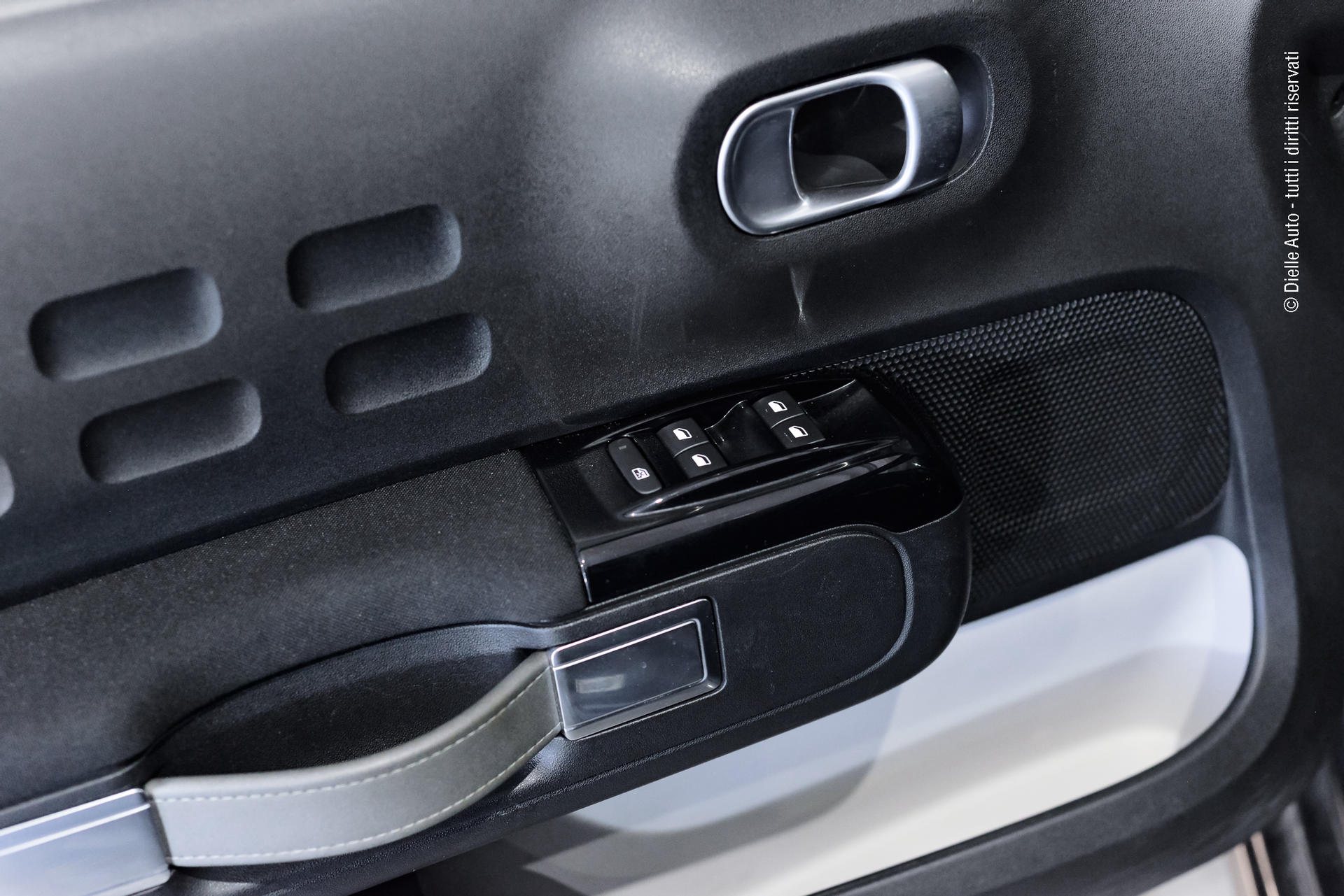 Citroen C3 1.2 puretech Shine Gpl 82cv