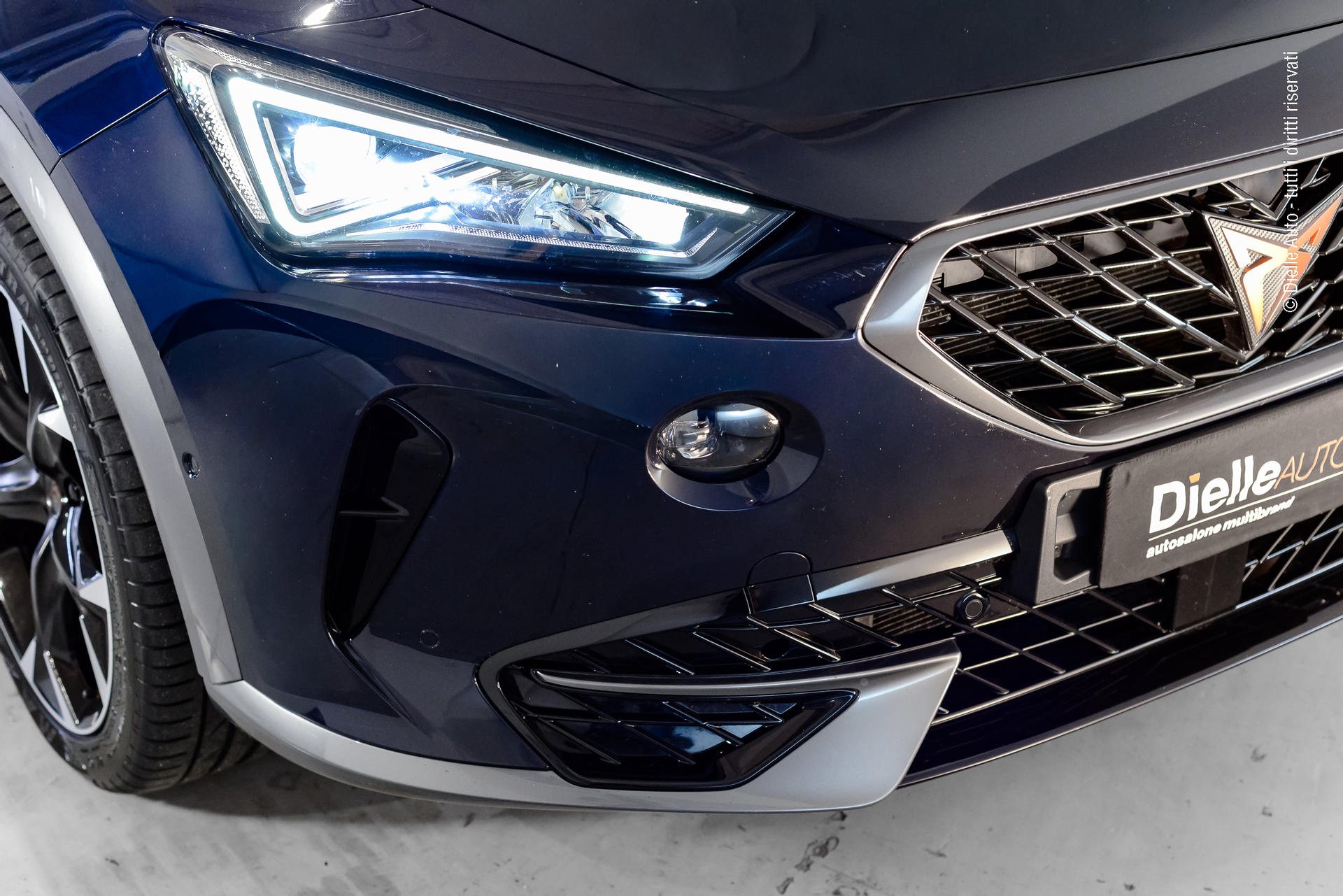 Cupra Formentor 1.4 e-hybrid Priority 204cv dsg *TETTO APRIBILE*
