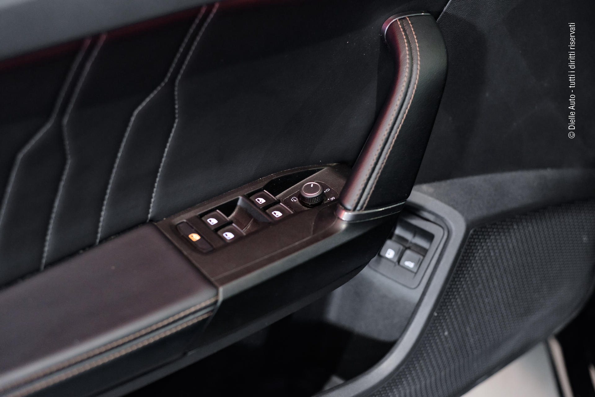 Cupra Formentor 1.4 e-hybrid Priority 204cv dsg *TETTO APRIBILE*