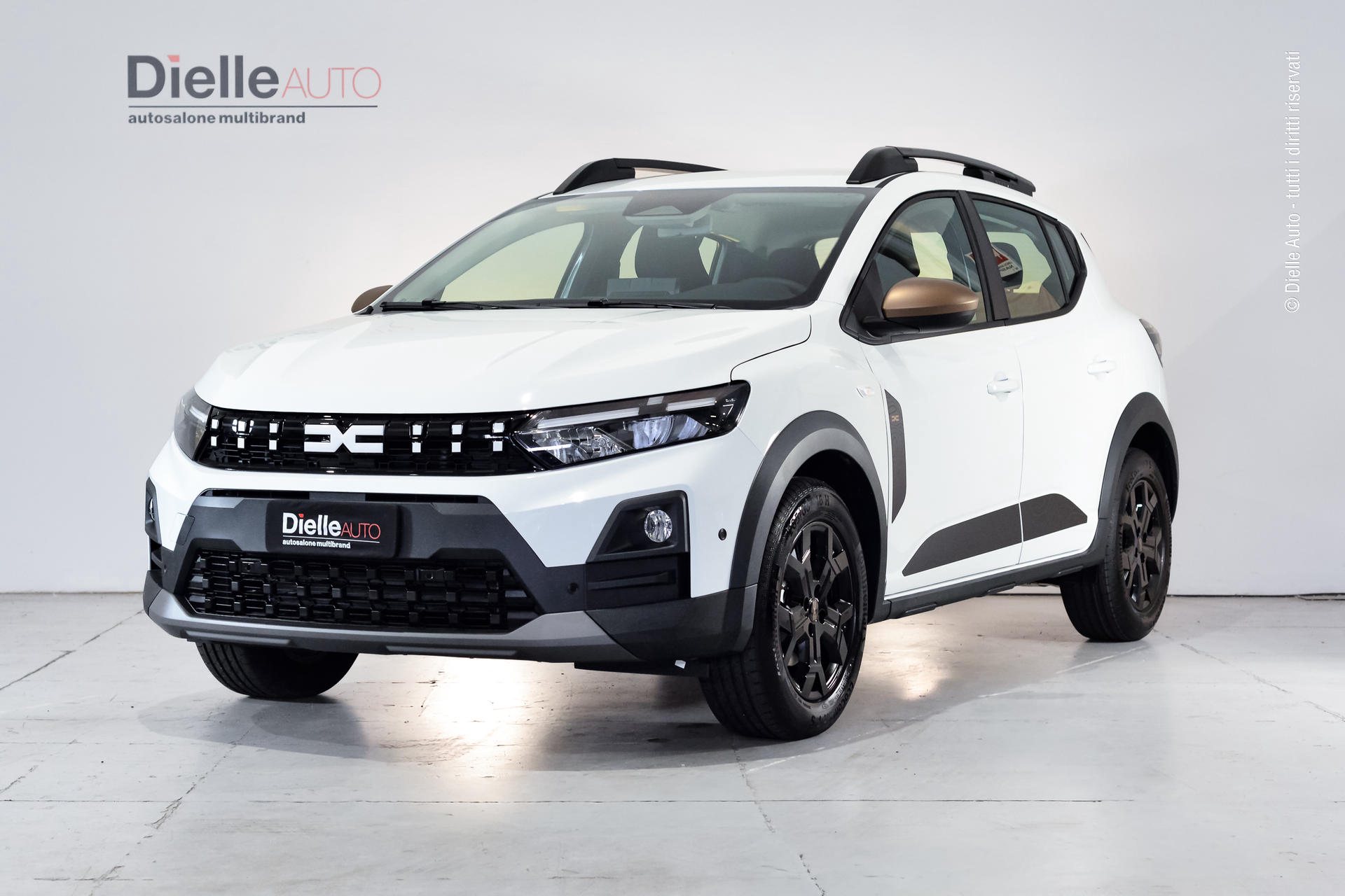 Dacia Sandero Stepway 1.2 Eco-G Extreme 120cv *winter pack*