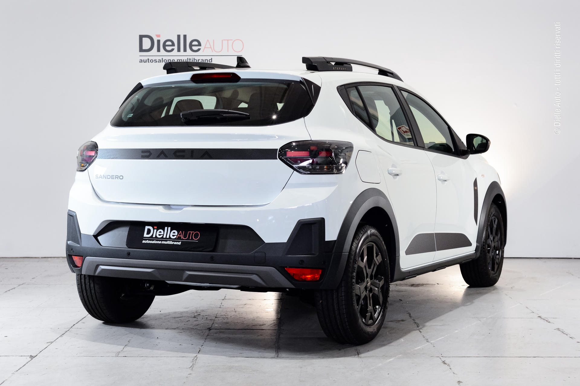 Dacia Sandero Stepway 1.2 Eco-G Extreme 120cv *winter pack*