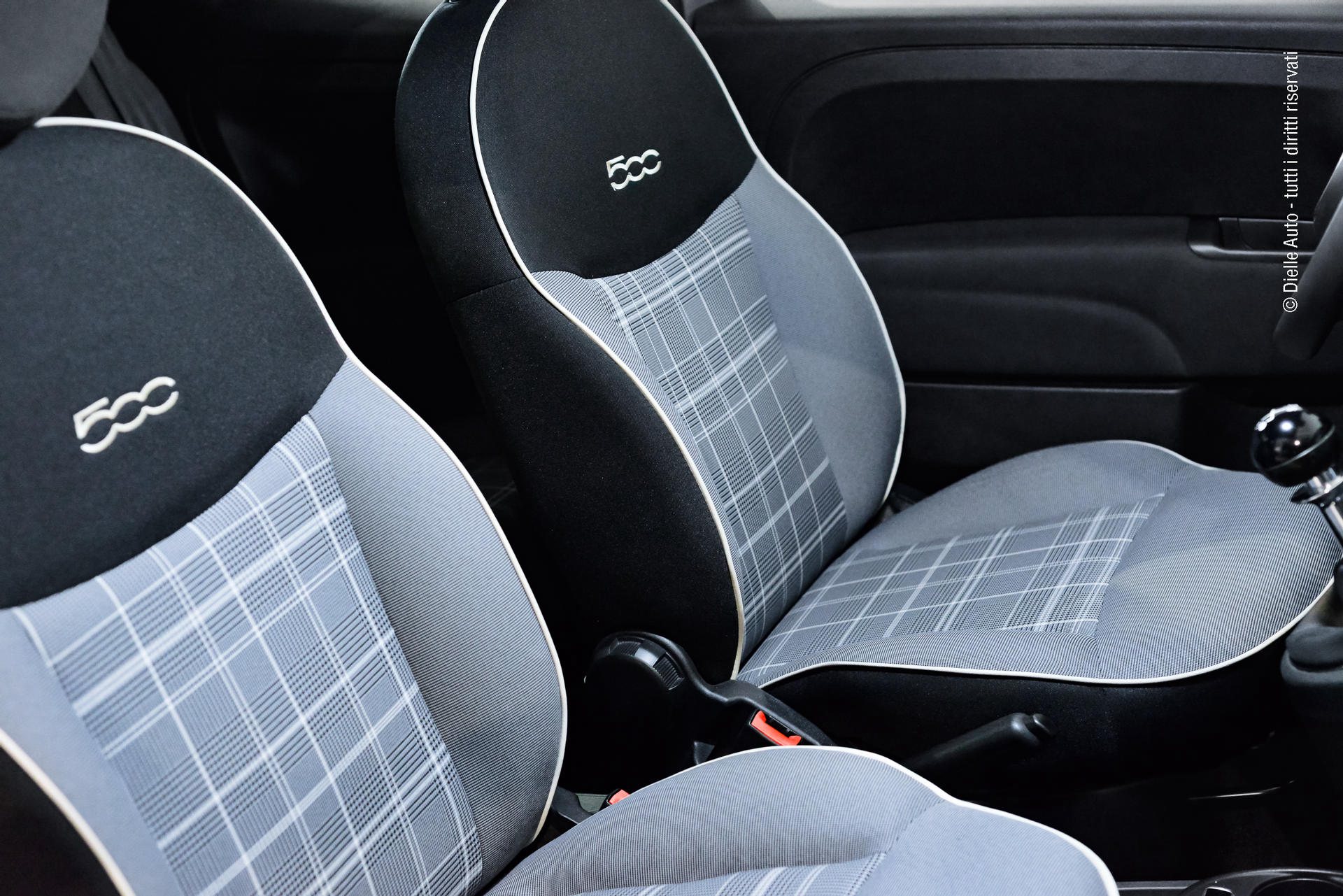 Fiat 500 1.0 hybrid Lounge 70cv
