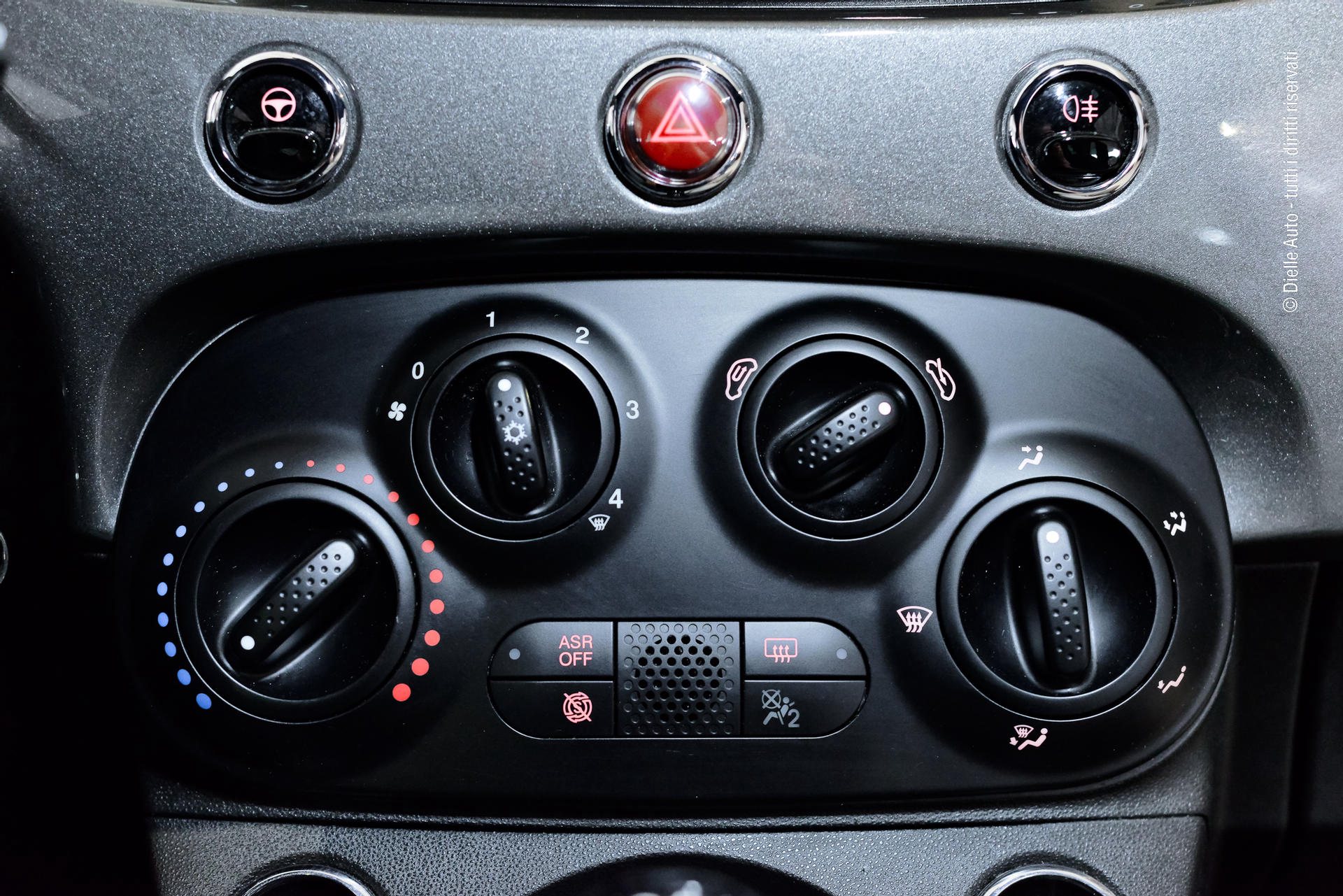 Fiat 500 1.0 hybrid Lounge 70cv