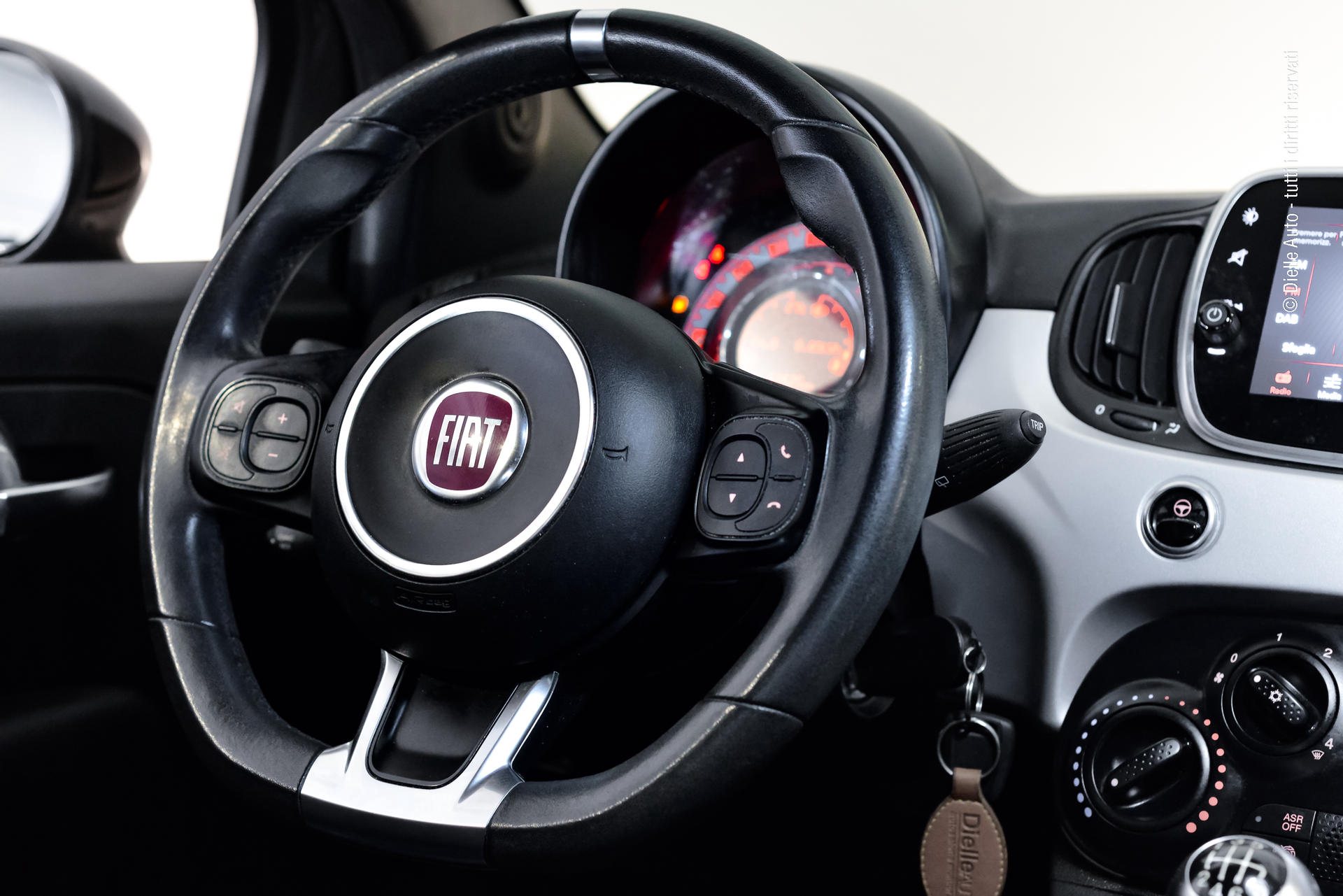 Fiat 500 1.0 hybrid Sport 70cv