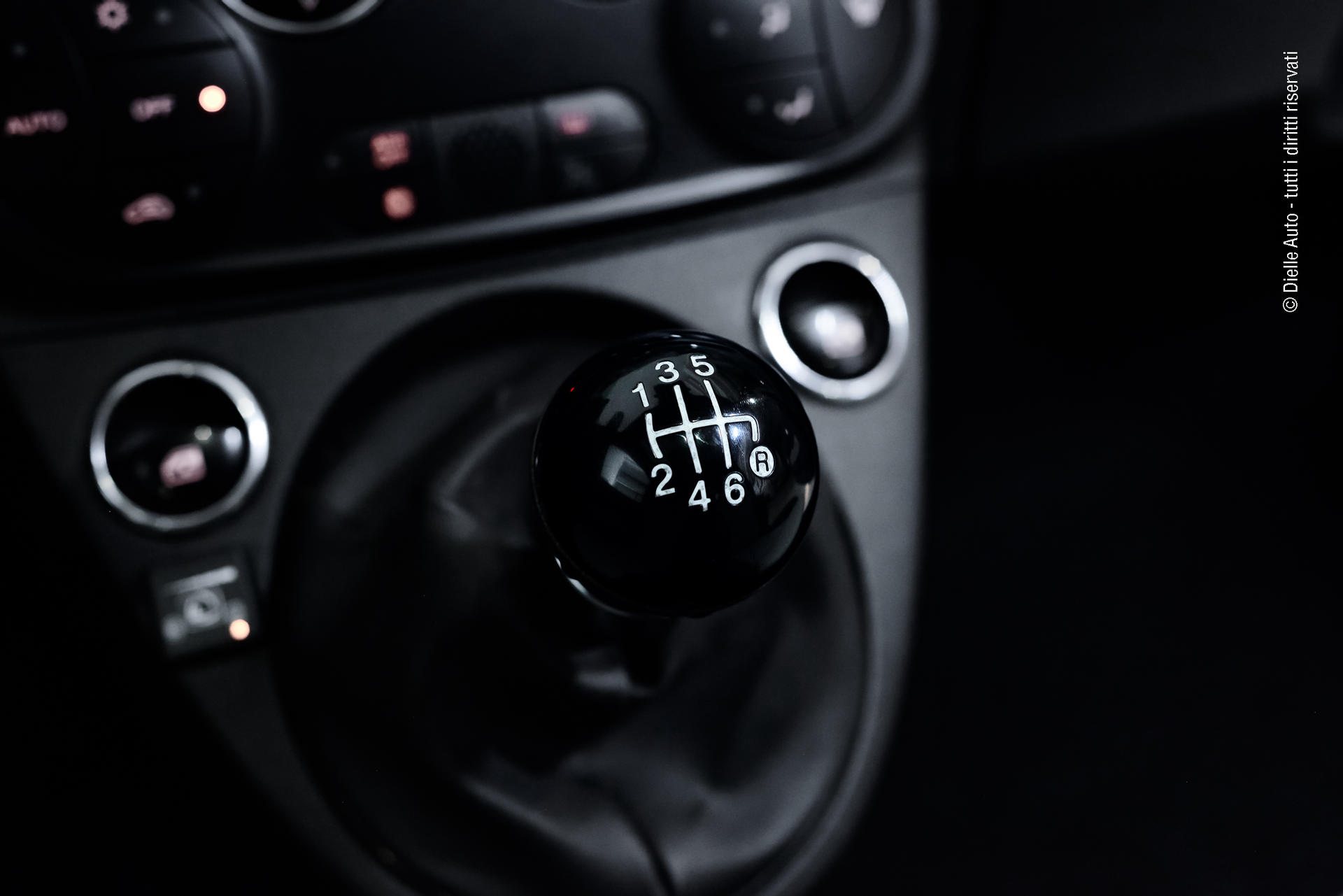 Fiat 500 1.0 hybrid Dolcevita 70cv + GPL