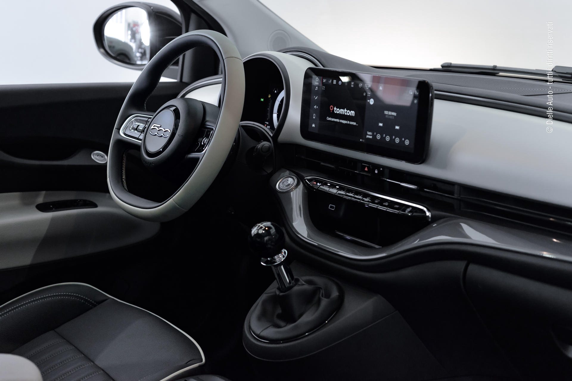 Fiat 500 1.0 hybrid La Prima *KM0*