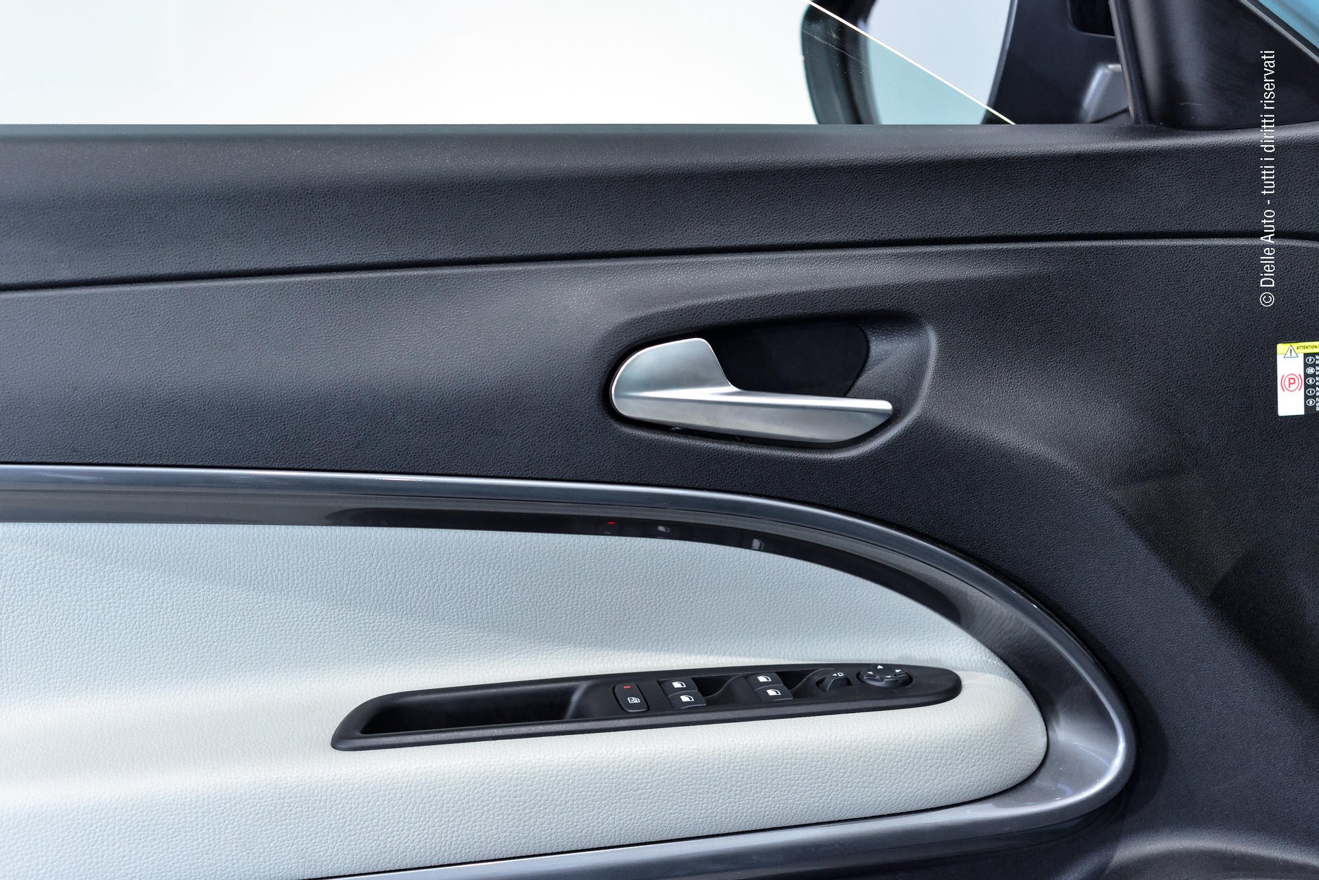 Fiat 600 1.2 hybrid La Prima 110cv auto