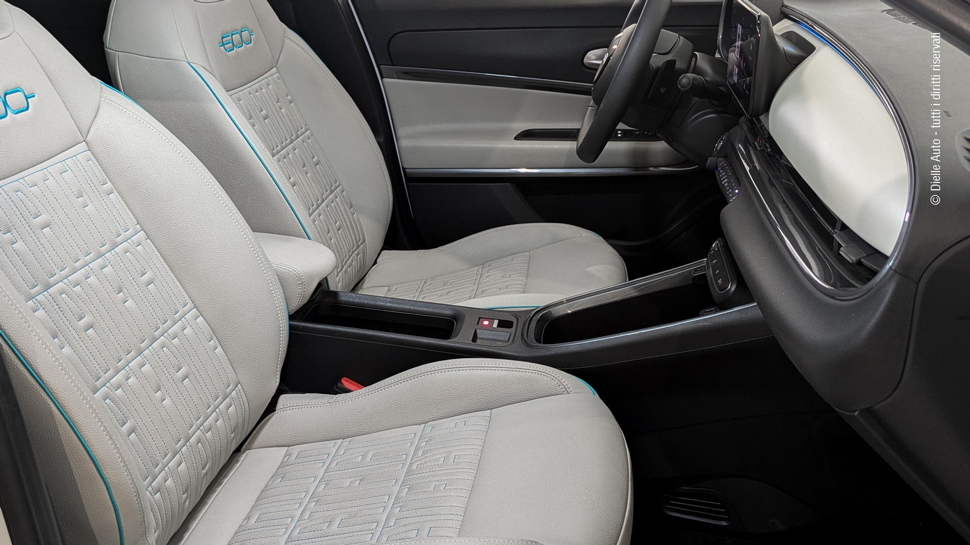 Fiat 600 1.2 hybrid La Prima II 110cv auto