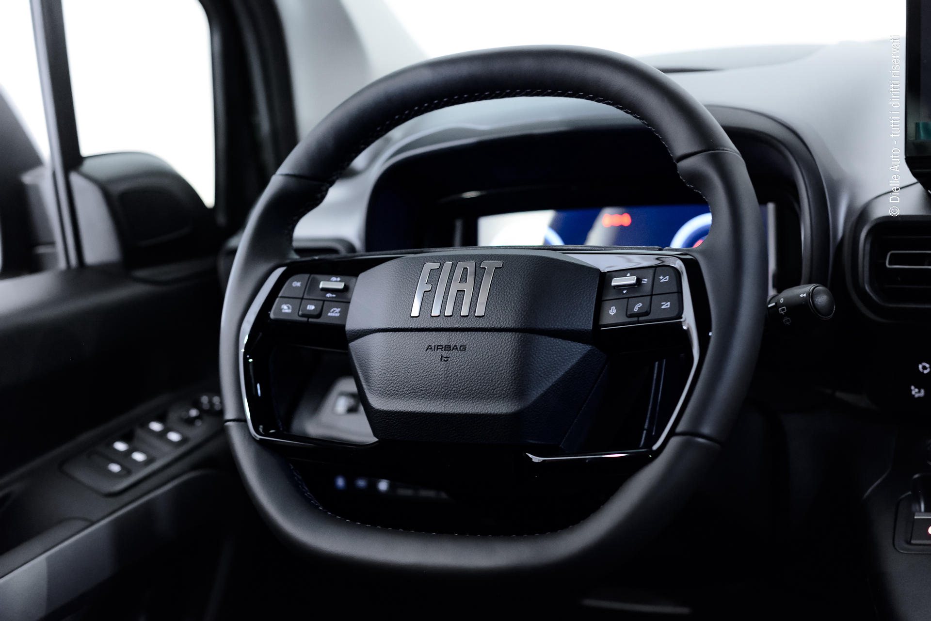 Fiat Doblo Passo Lungo 1.5 d Doblo 130cv auto 7p.ti