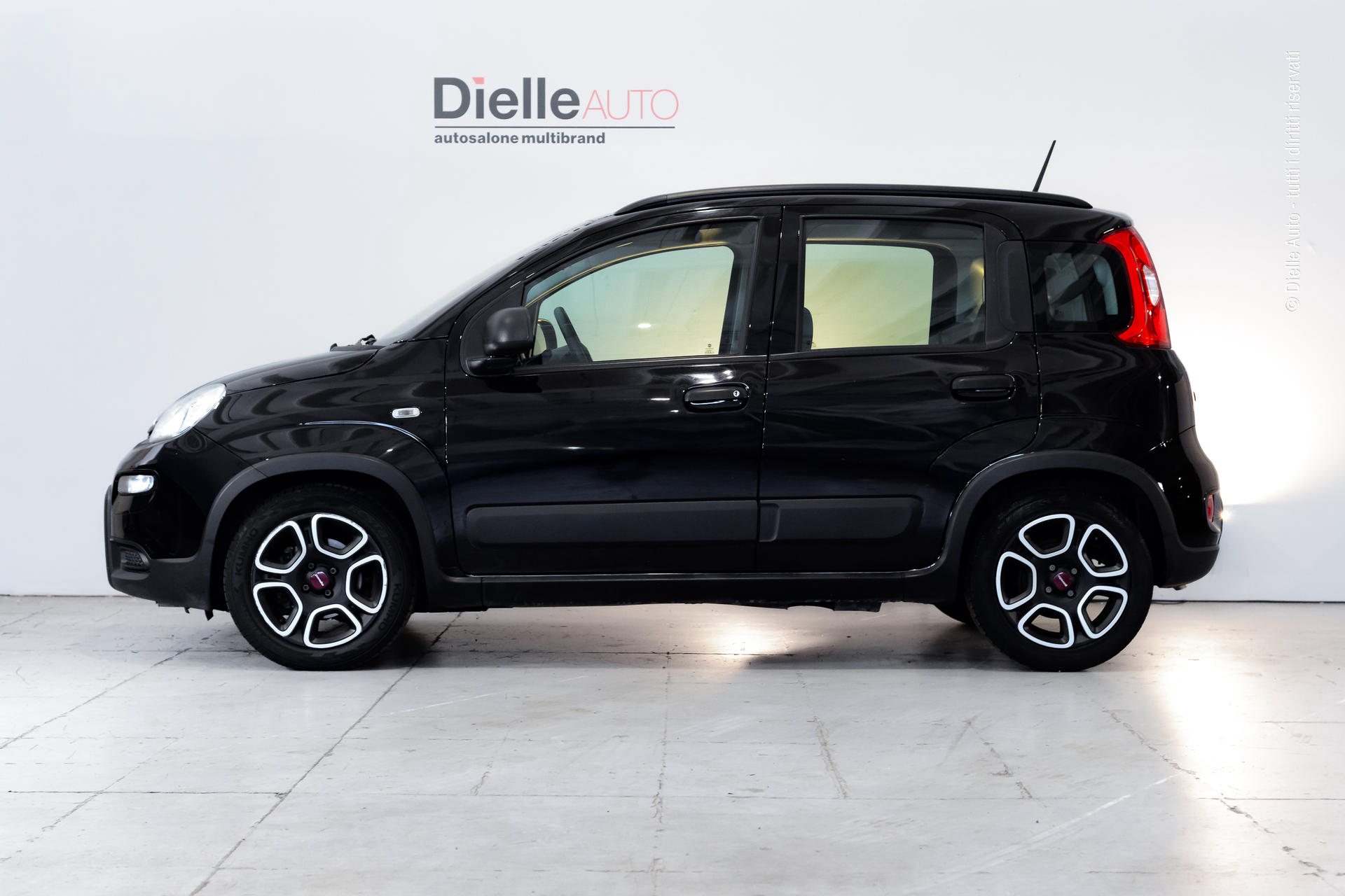 Fiat Panda 1.0 firefly hybrid City Life s&s 70cv 5p.ti