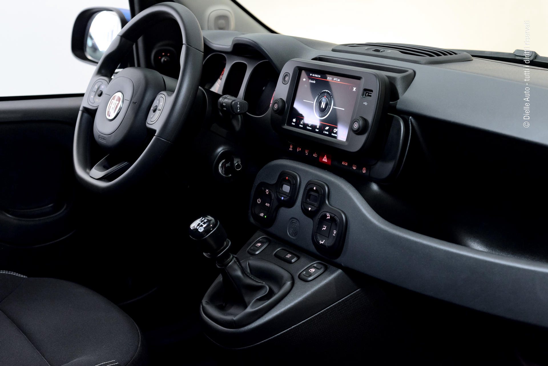 Fiat Panda 1.0 hybrid Cross s&s 70cv *CLIMA AUTOMATICO*