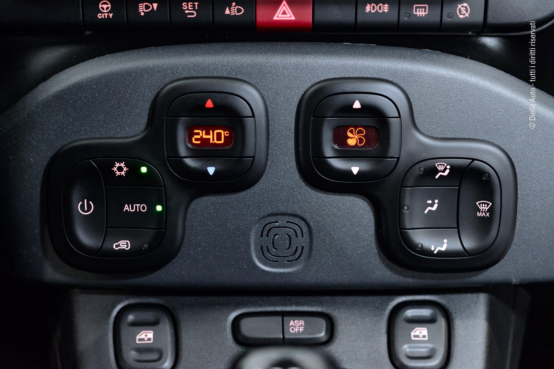 Fiat Panda 1.0 hybrid Cross s&s 70cv *CLIMA AUTOMATICO*