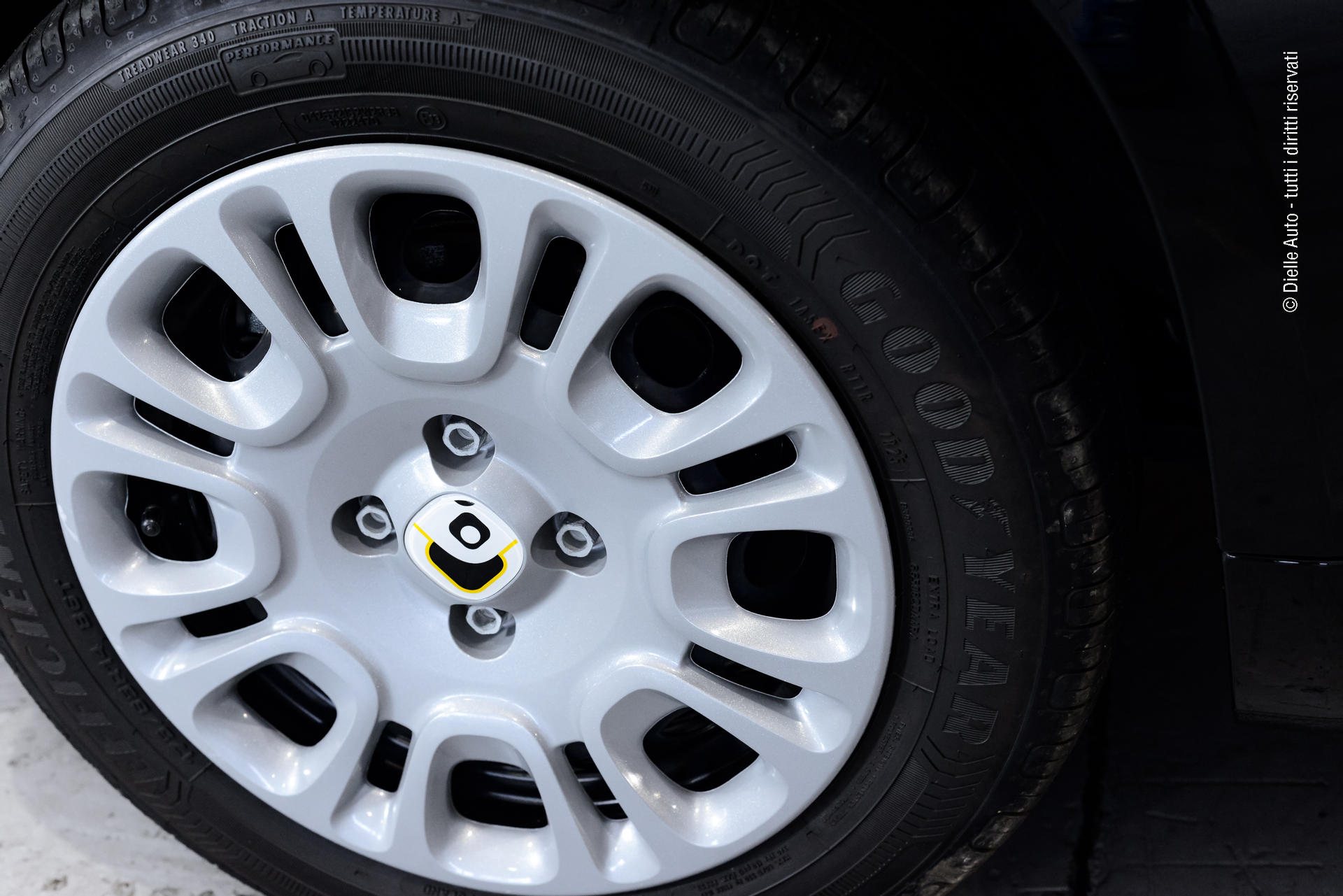Fiat Pandina 1.0 firefly hybrid s&s 70cv 5p.ti