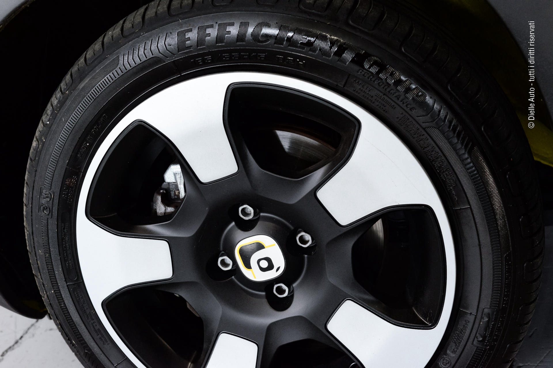 Fiat Pandina 1.0 Cross hybrid s&s 70cv 5p.ti