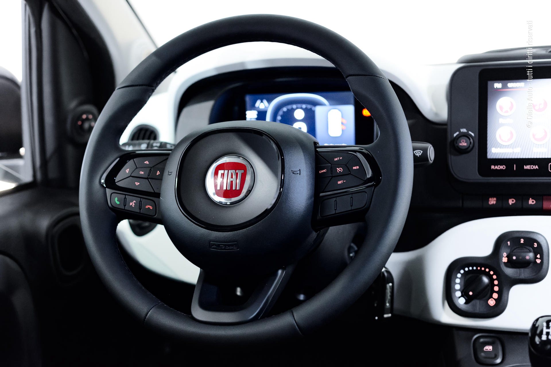 Fiat Pandina 1.0 firefly hybrid s&s 70cv 5p.ti