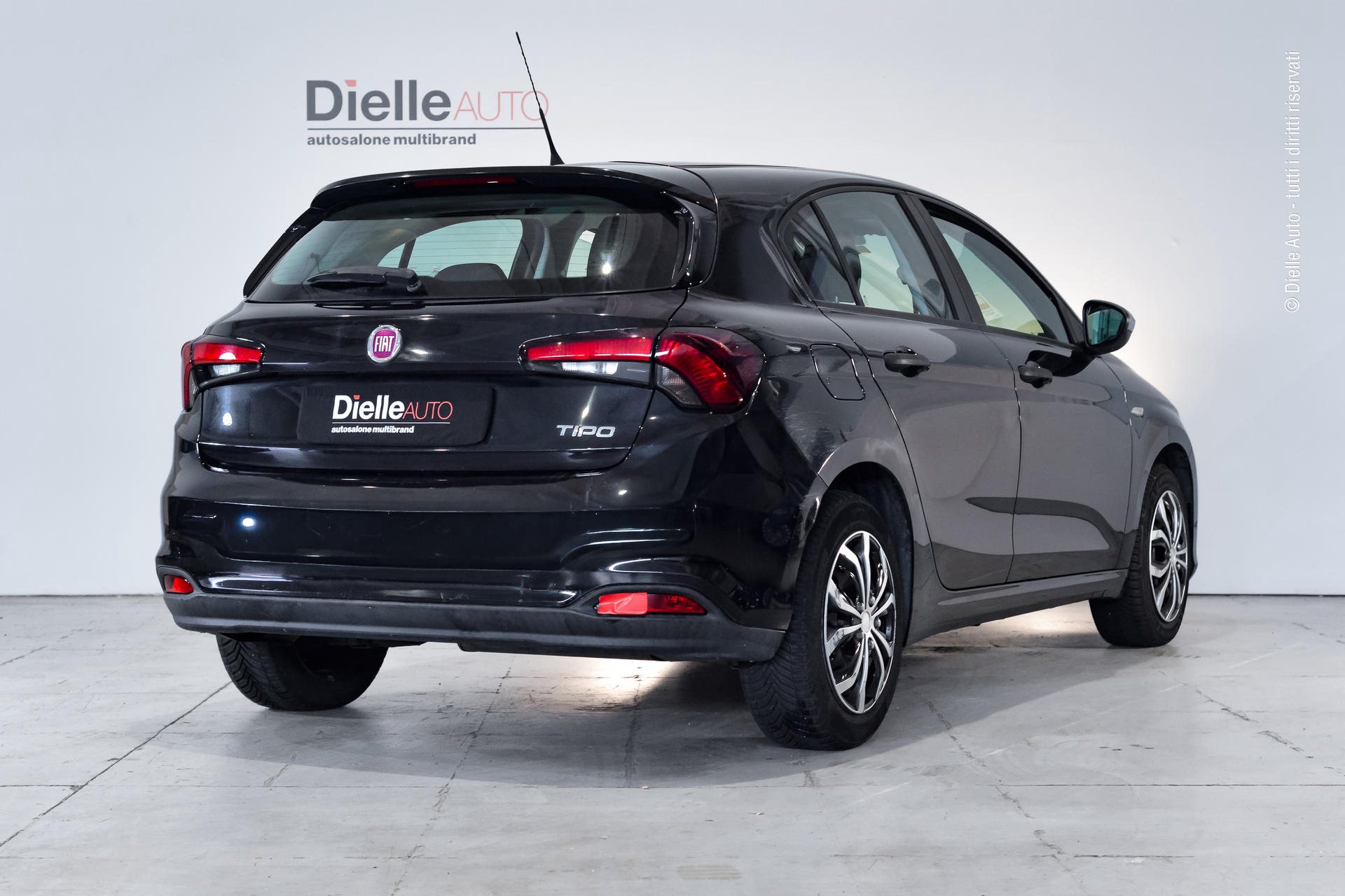 Fiat Tipo 5p 1.4 tjt Easy Gpl 120cv my17