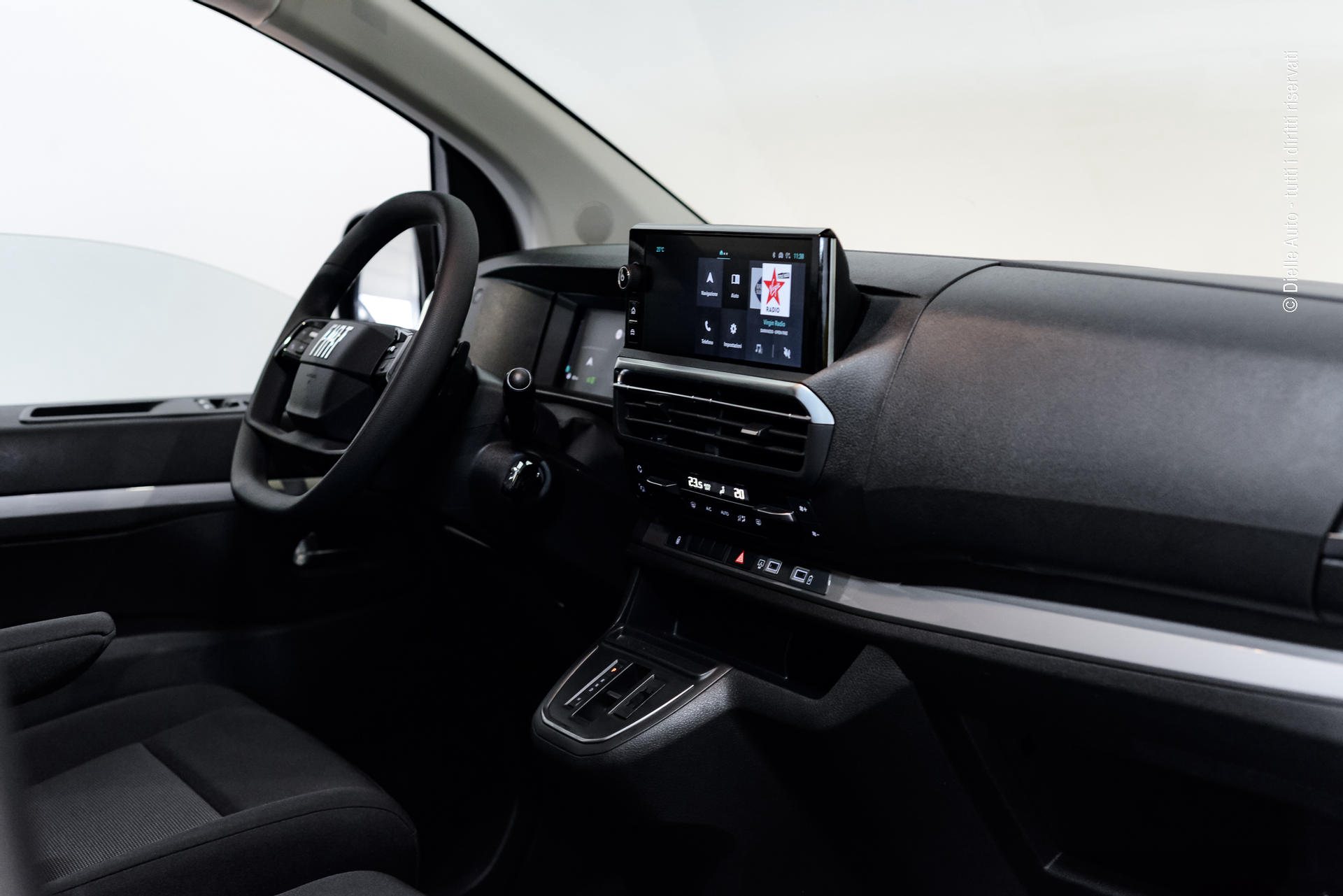Fiat Scudo Ulysse combi M1 2.0 bluehdi 180cv L3H1 at8