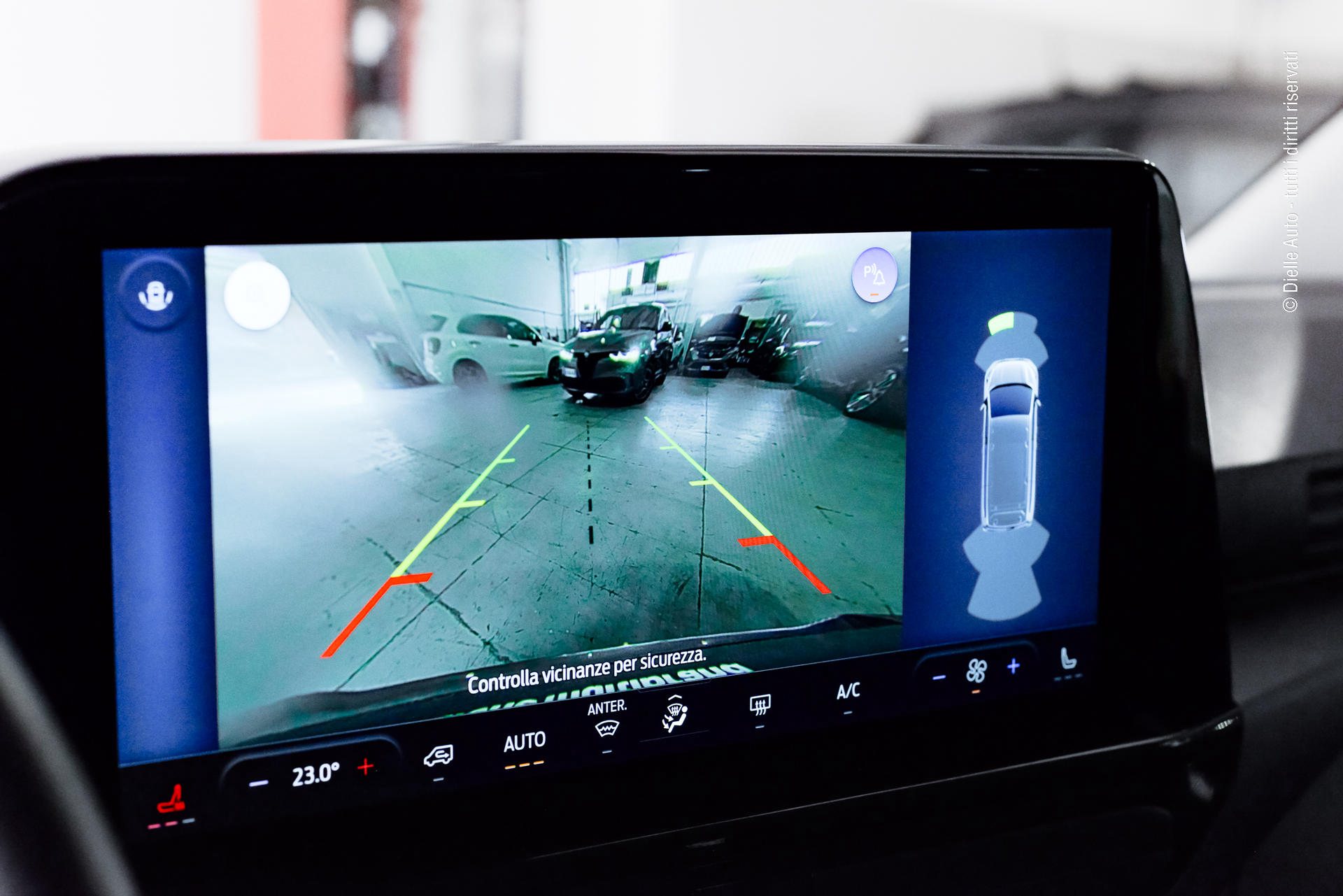 Ford tourneo custom 320 2.0 ecoblue 170cv Titanium L2H1 A8 + winter pack