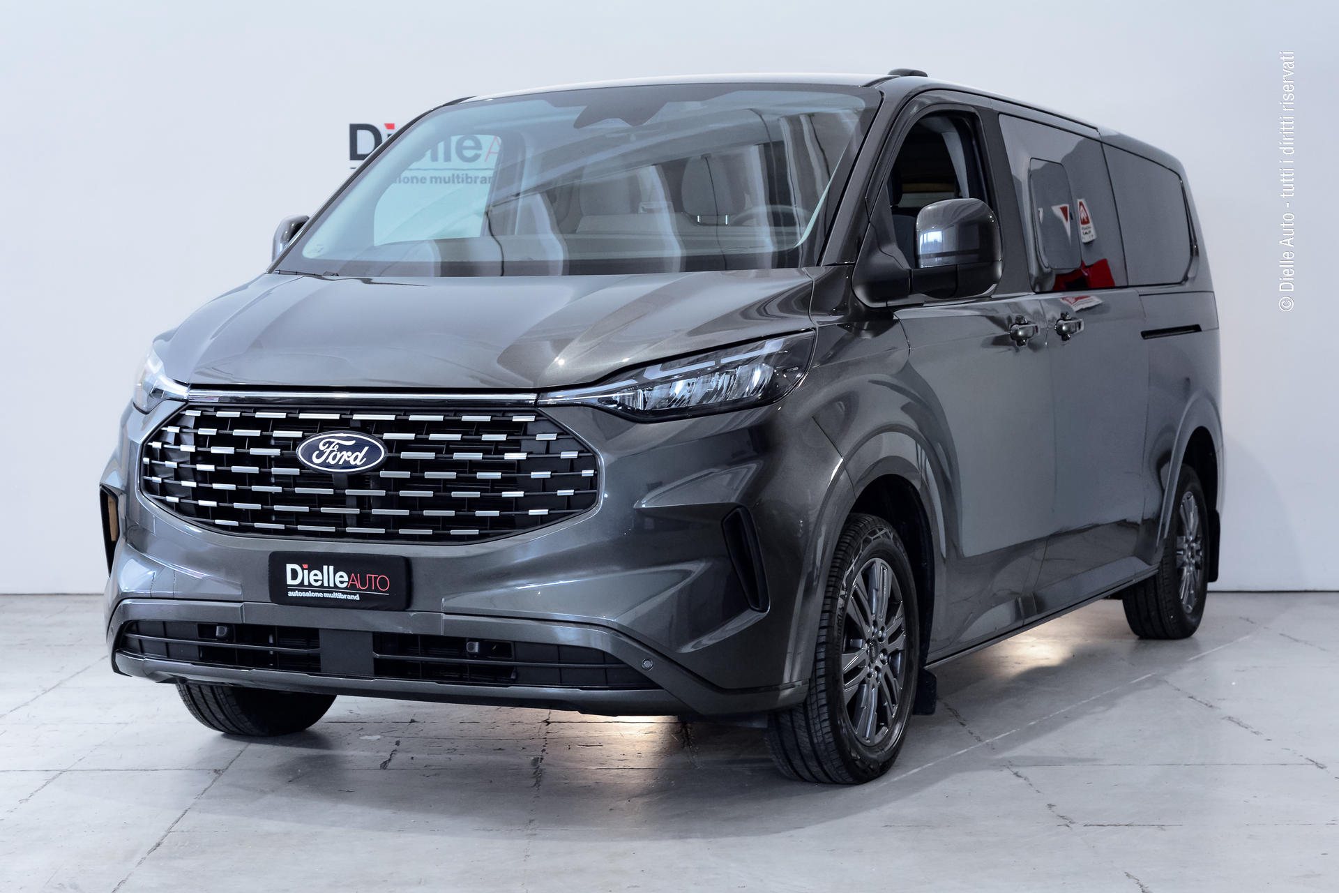 Ford tourneo custom 320 2.0 ecoblue 170cv Titanium L2H1 A8 + winter pack a 