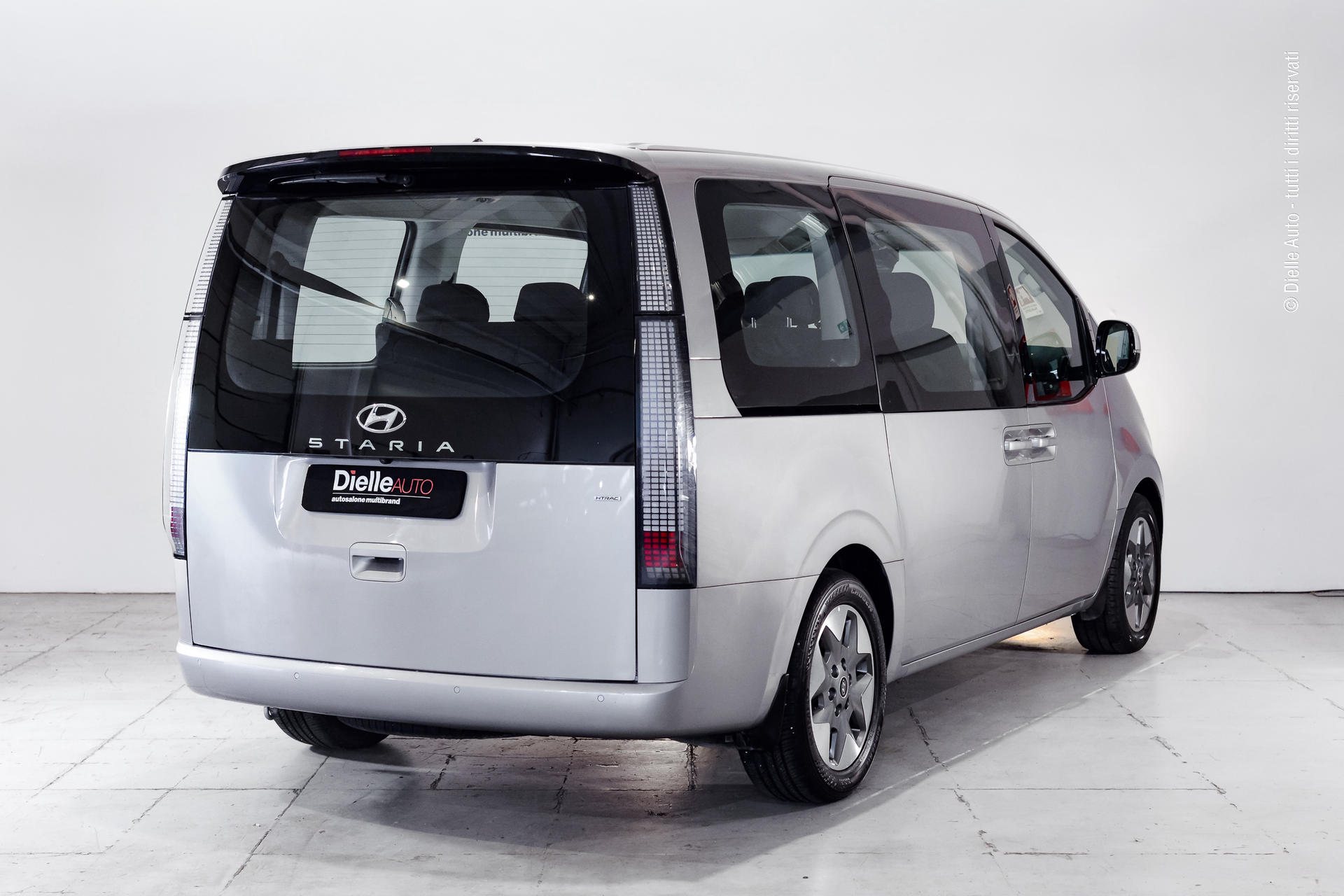 Hyundai Staria 2.2 Wagon awd auto 9 POSTI