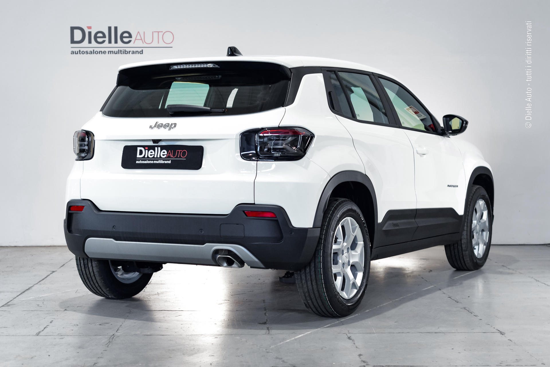 Jeep Avenger 1.2 turbo e-hybrid mhev Altitude fwd 110cv edct6