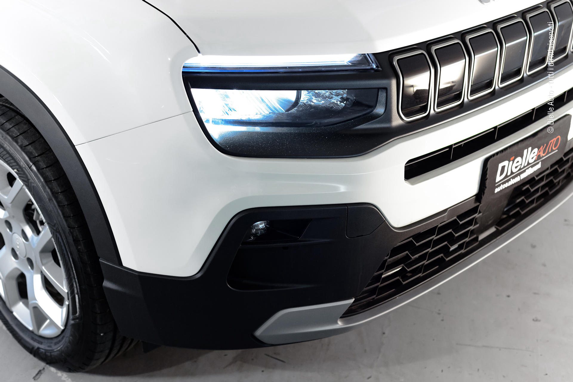 Jeep Avenger 1.2 turbo e-hybrid mhev Altitude fwd 110cv edct6