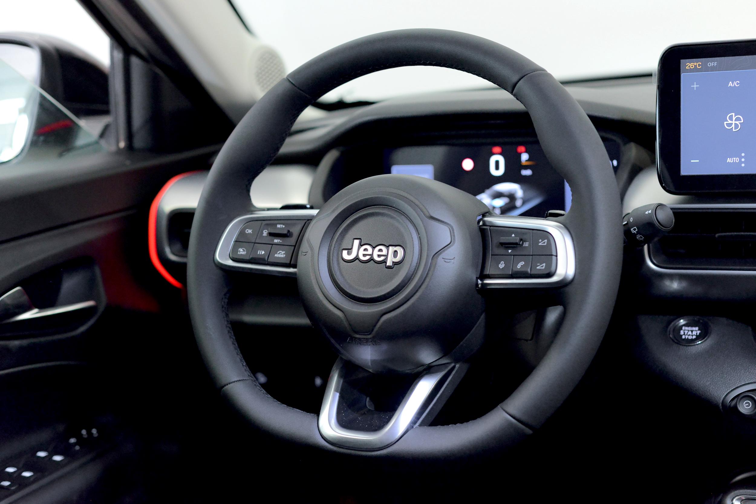 Jeep Avenger 1.2 turbo e-hybrid mhev Summit fwd 110cv edct6